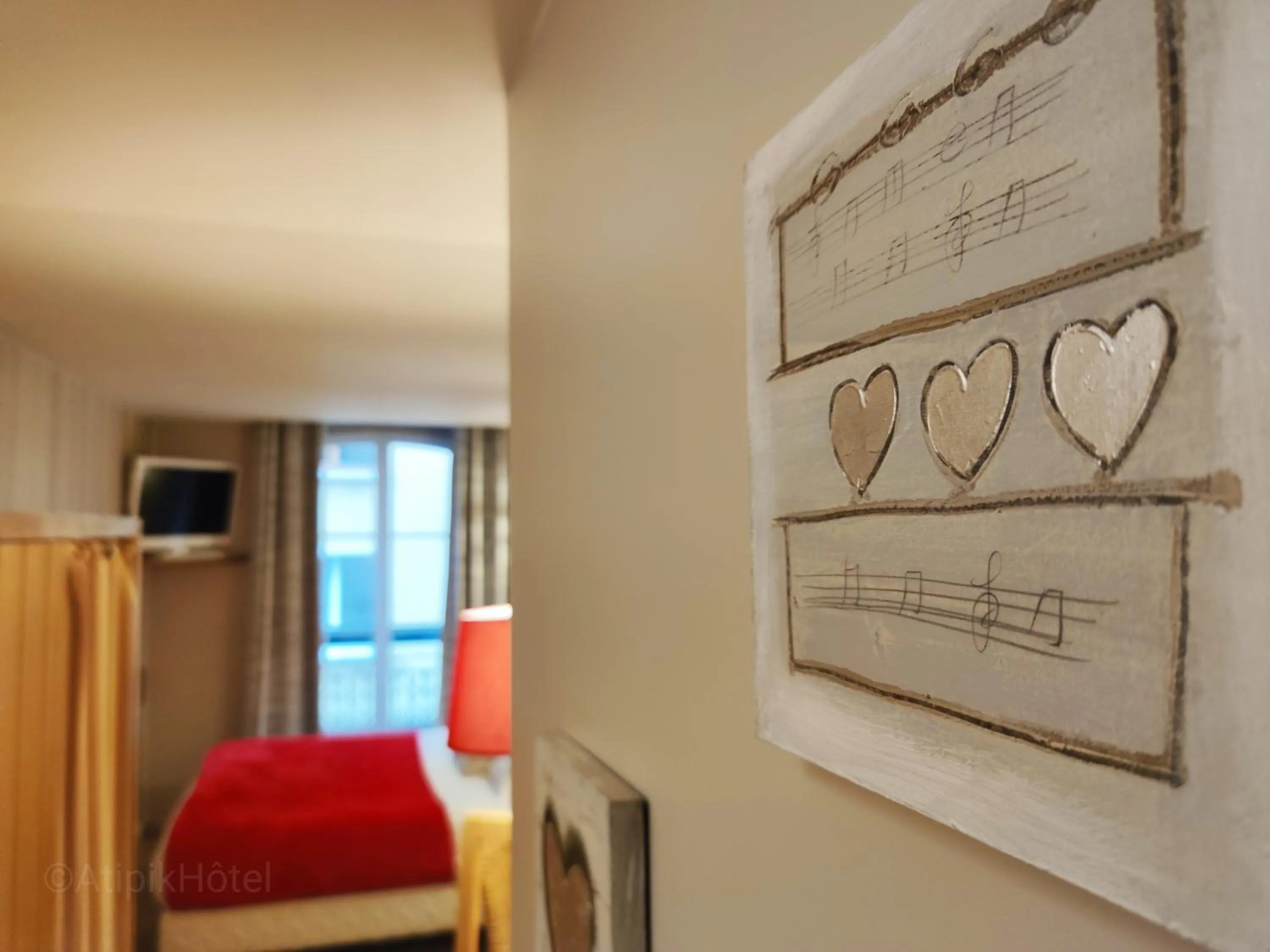 Bedroom in Atipik Hôtel