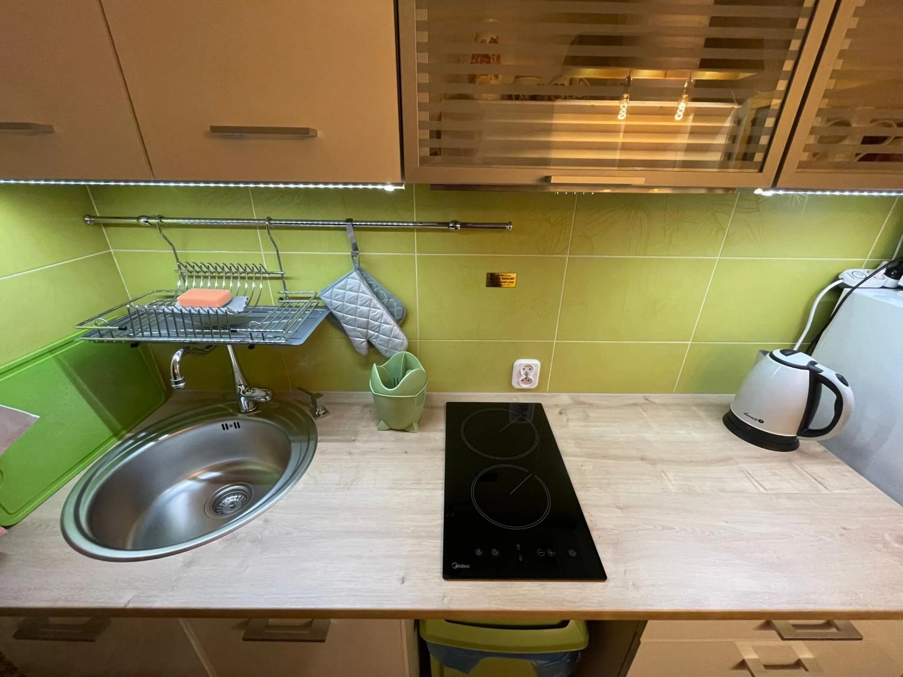 Kitchen or kitchenette in Apartamenty pod Wiciokrzewem