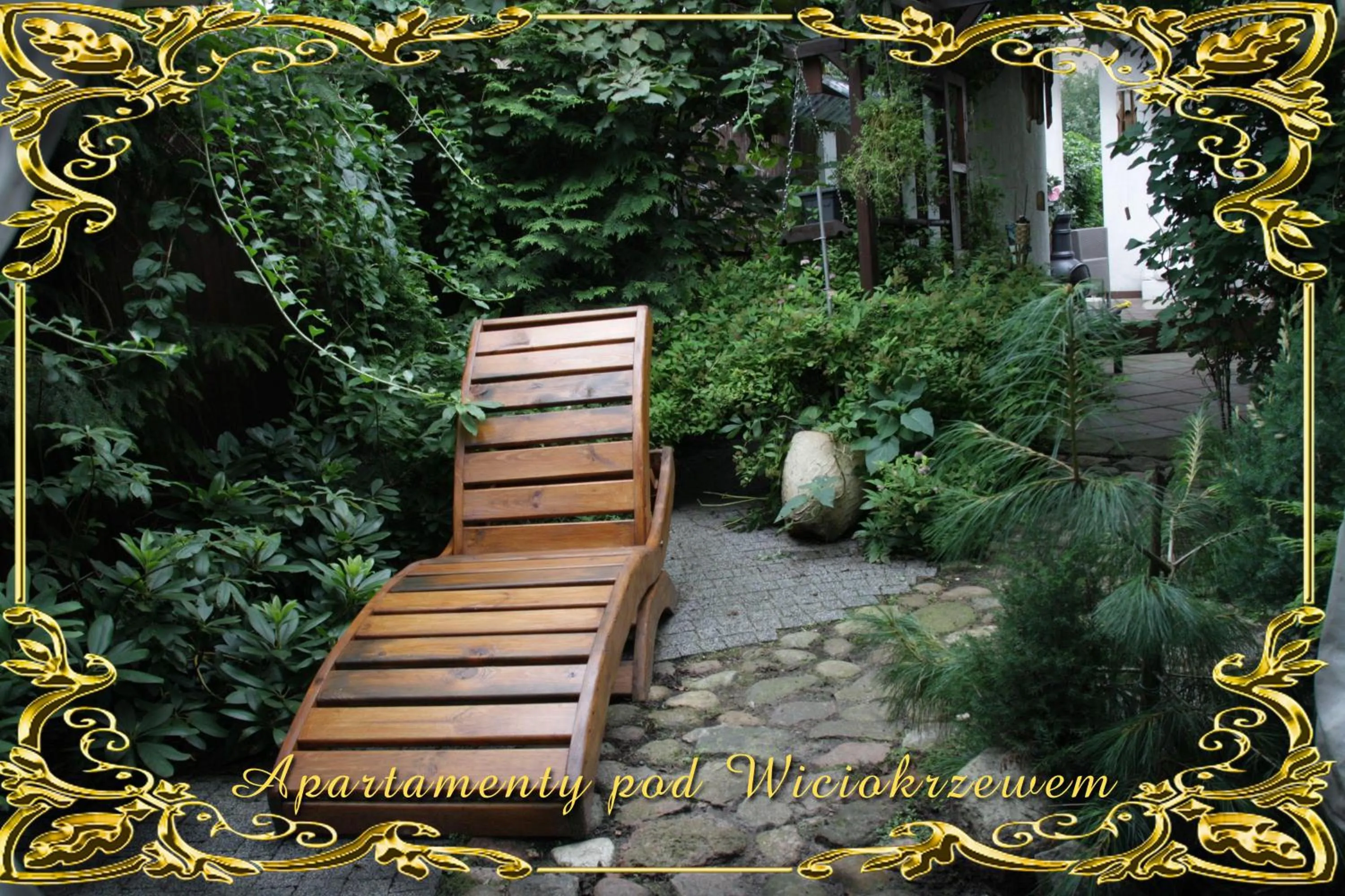 Garden in Apartamenty pod Wiciokrzewem