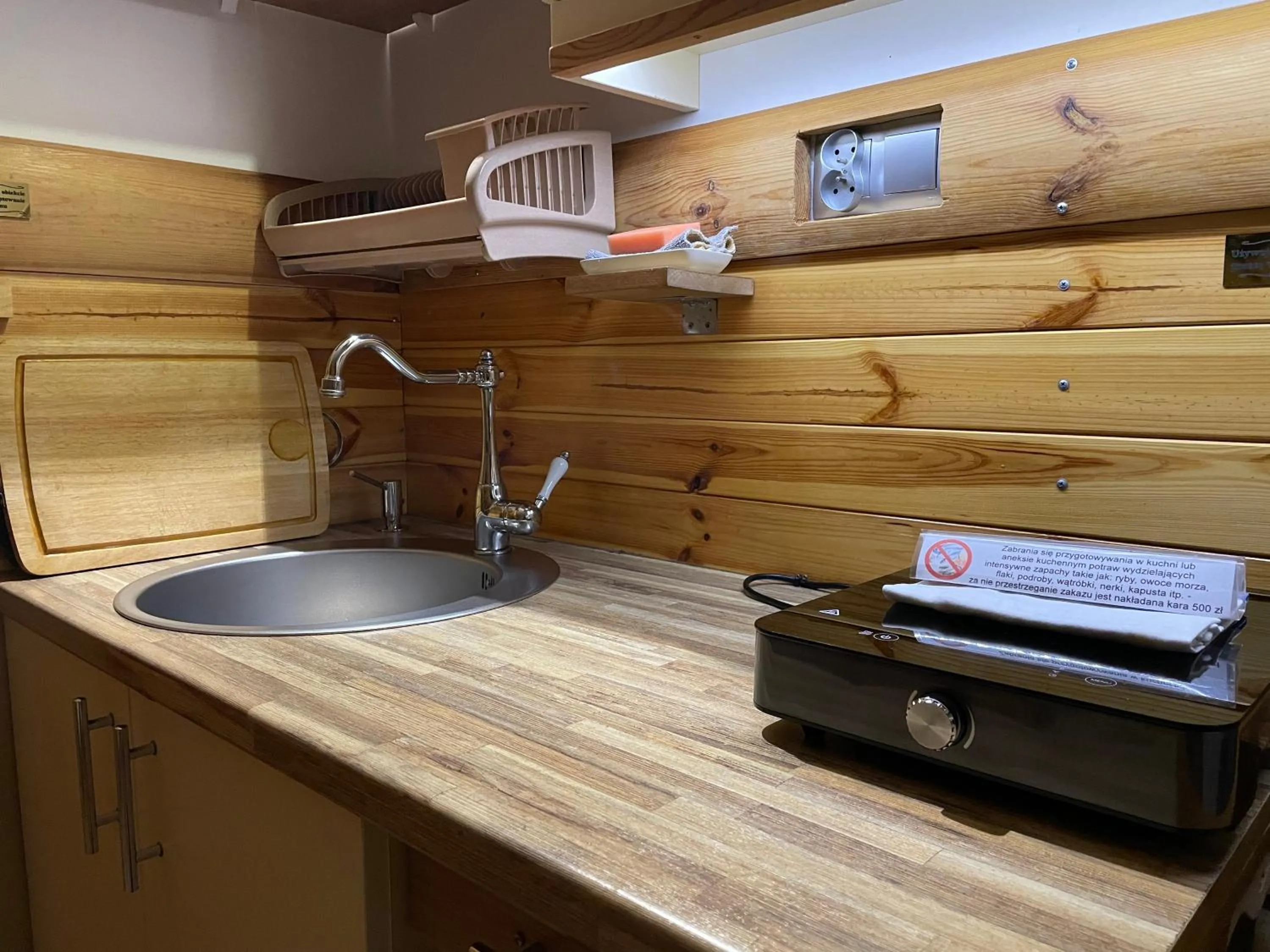 Kitchen or kitchenette in Apartamenty pod Wiciokrzewem