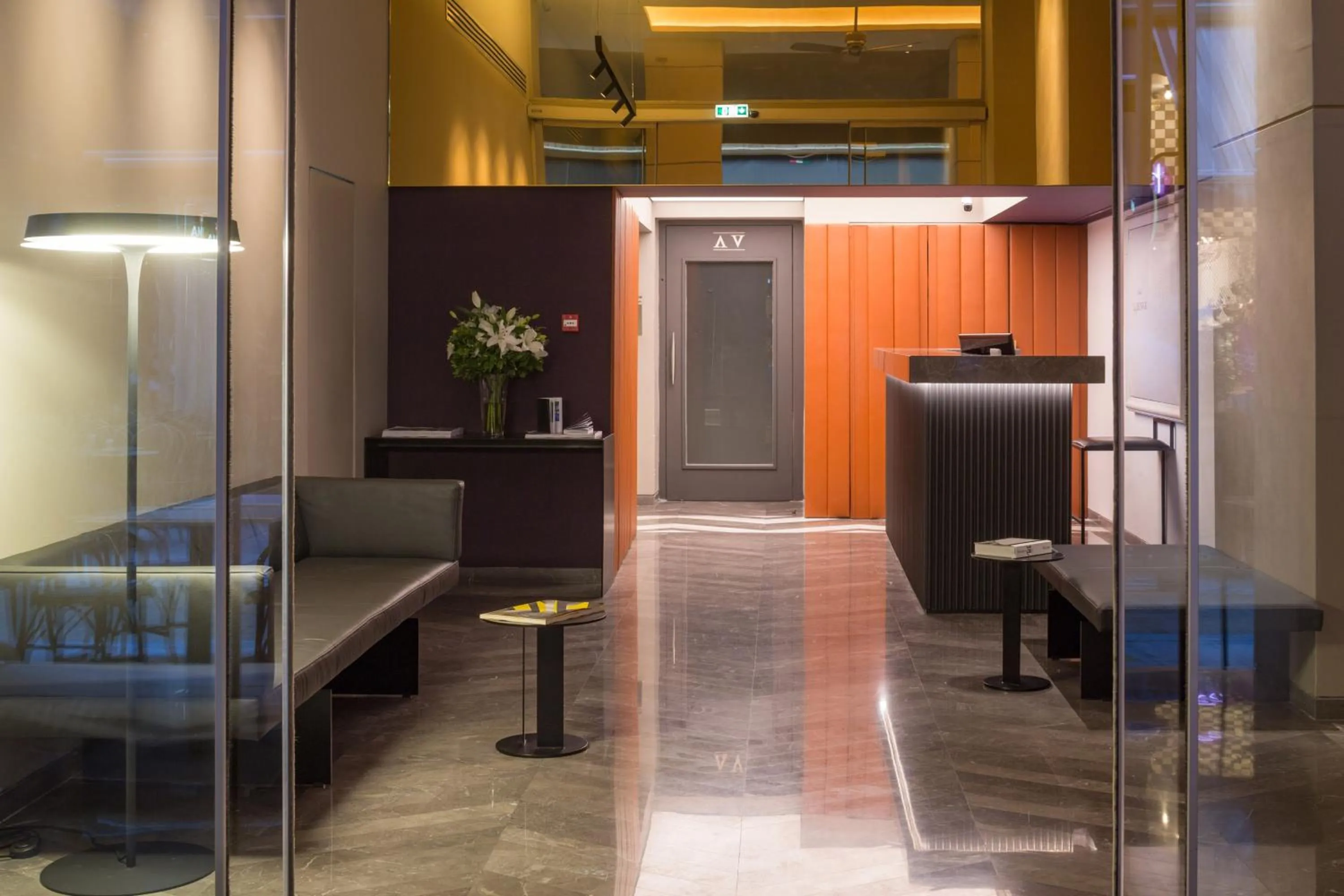 Facade/entrance in Hotel Lozenge