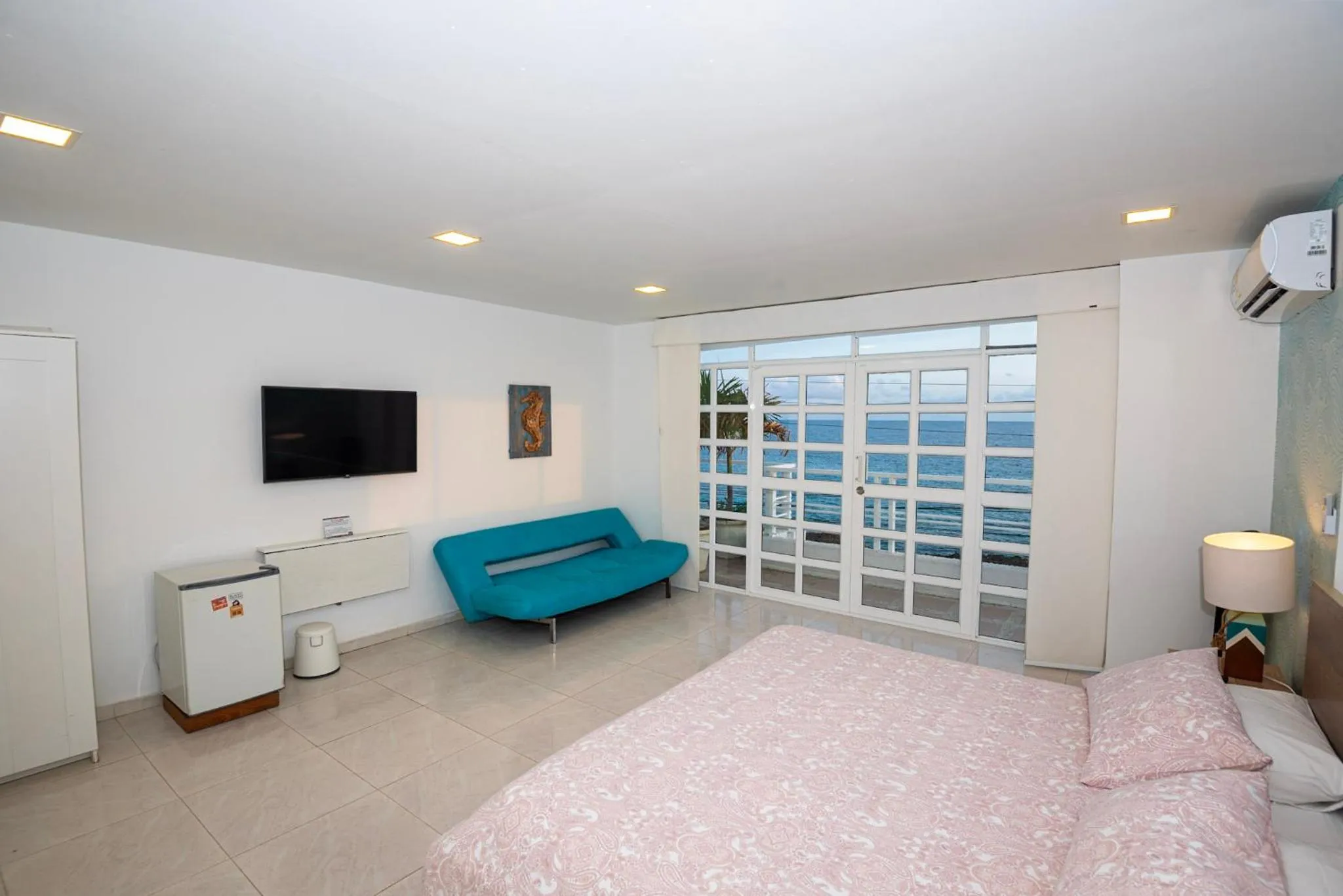 Bed in By The Sea Guest House