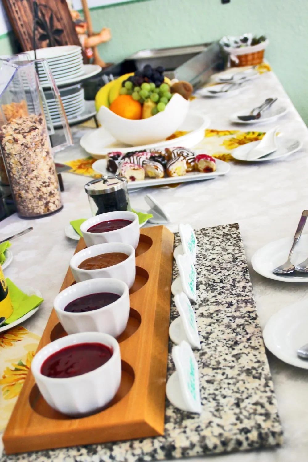 Buffet breakfast in Hotel Schwarzes Ross Siebenlehn