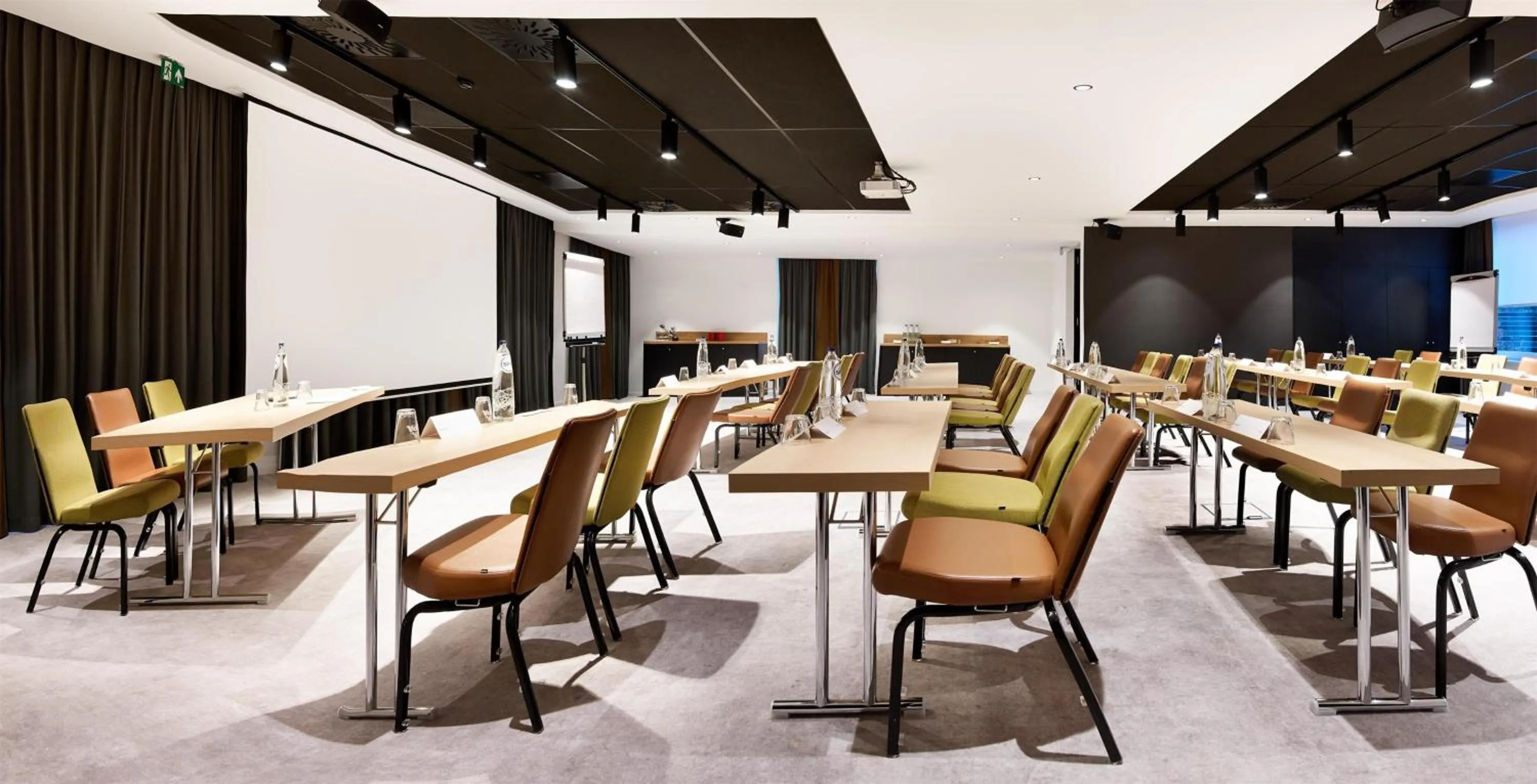Meeting/conference room in Park Inn By Radisson Brussels Airport