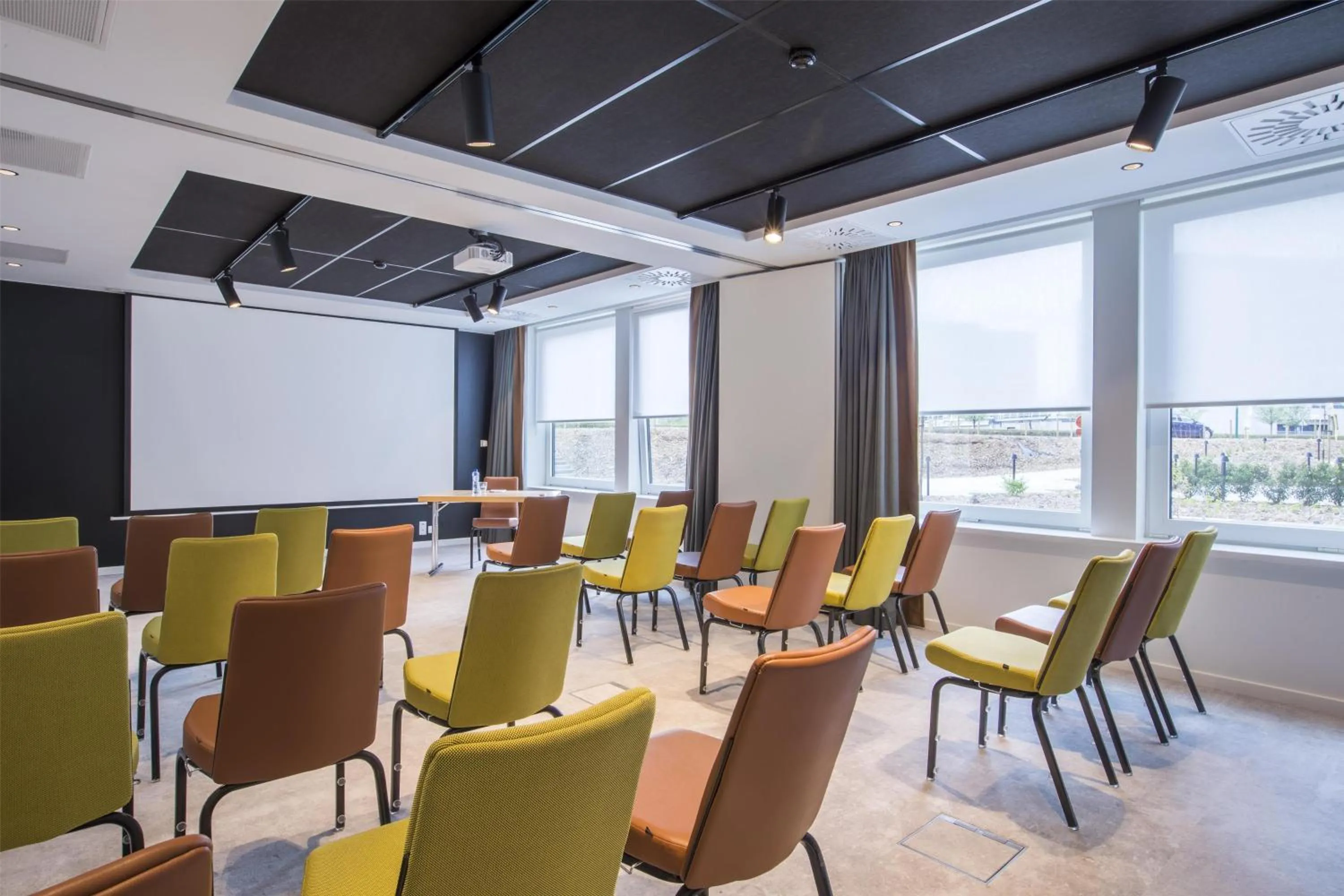 Meeting/conference room in Park Inn By Radisson Brussels Airport