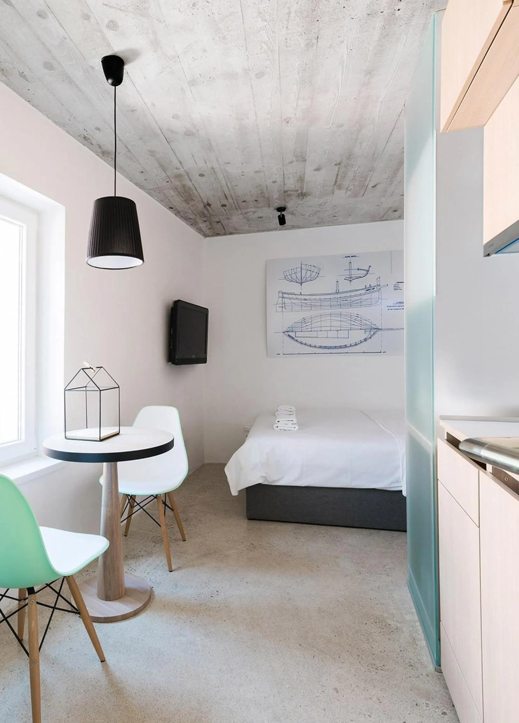 Labum accommodation
