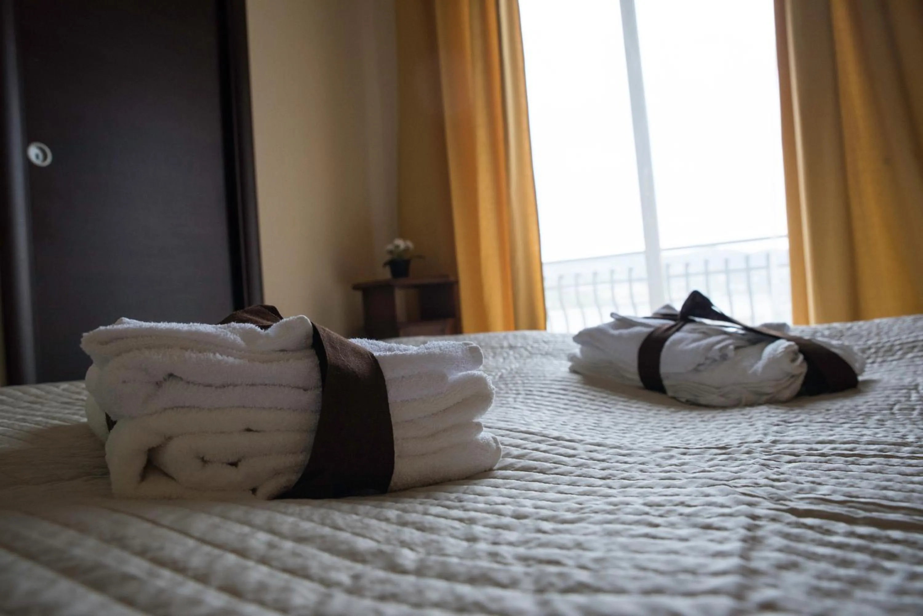 Bed in Il Centro Short Lets