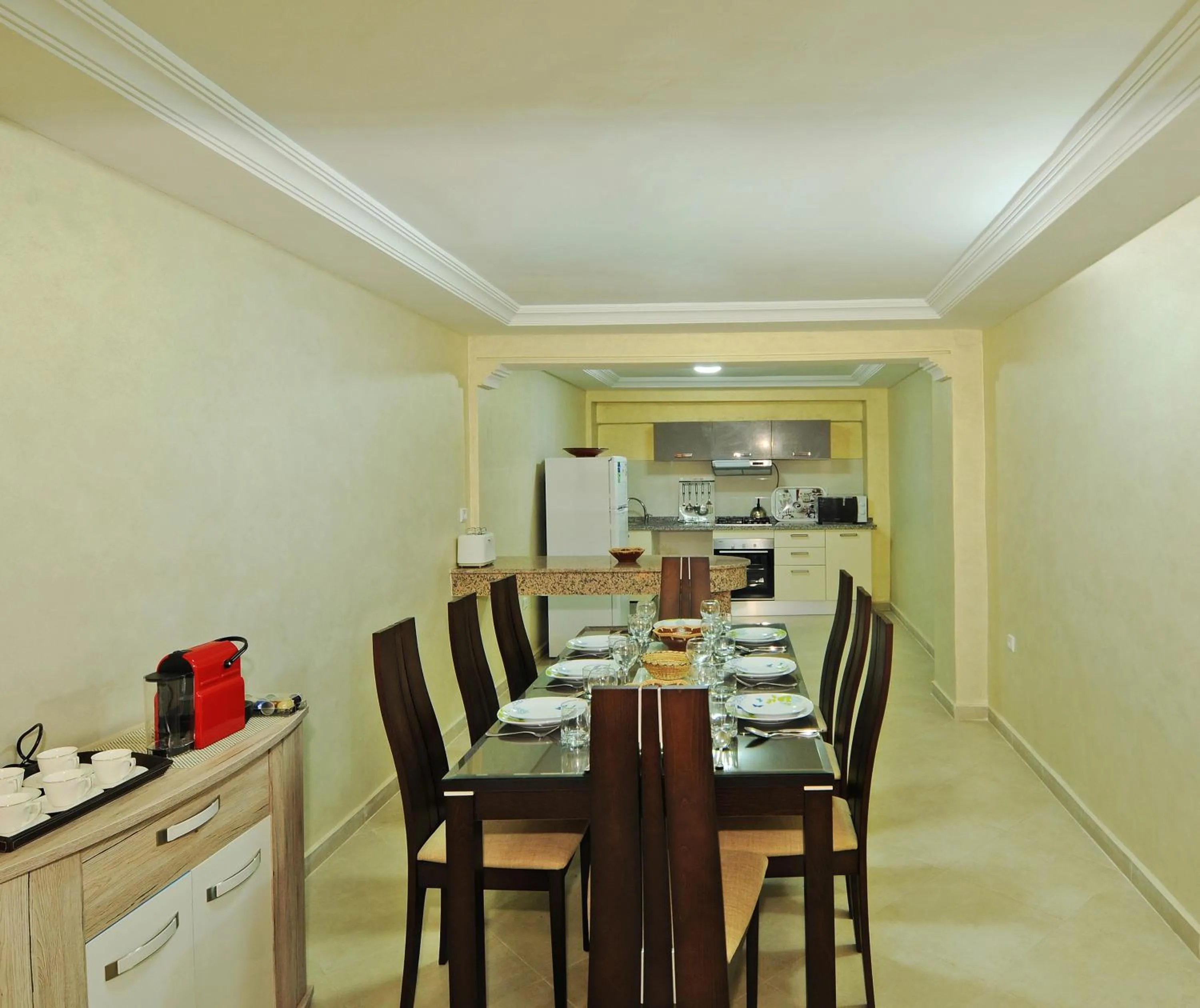 Dining area in Aparthotel Les Oliviers Suites & Spa