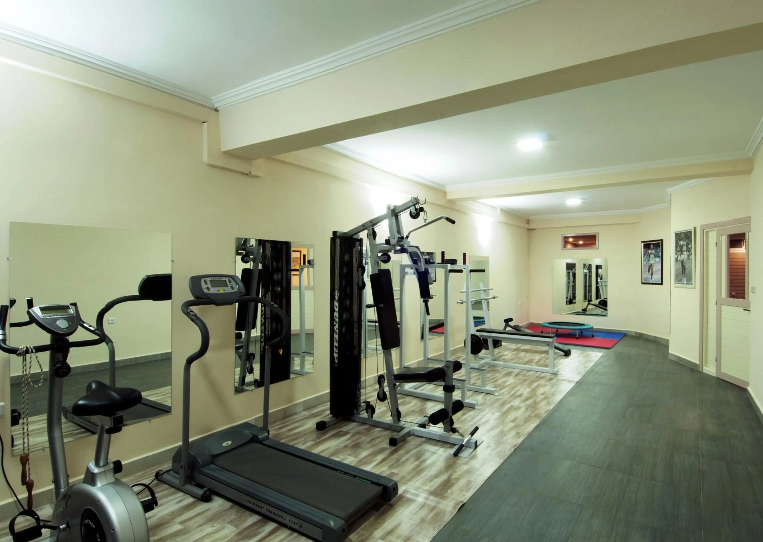 Fitness centre/facilities in Aparthotel Les Oliviers Suites & Spa