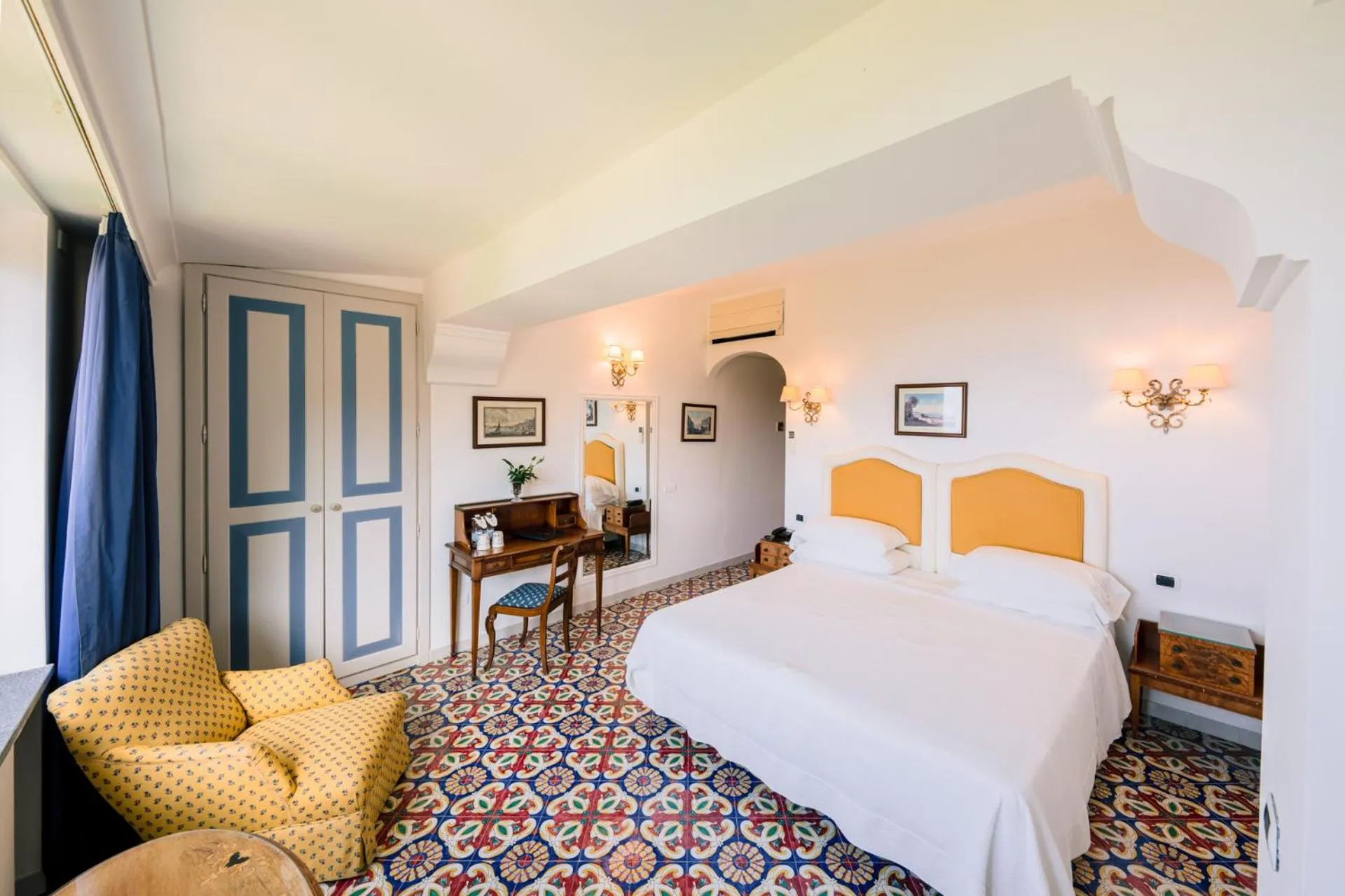 Bed in Hotel Villa Maria