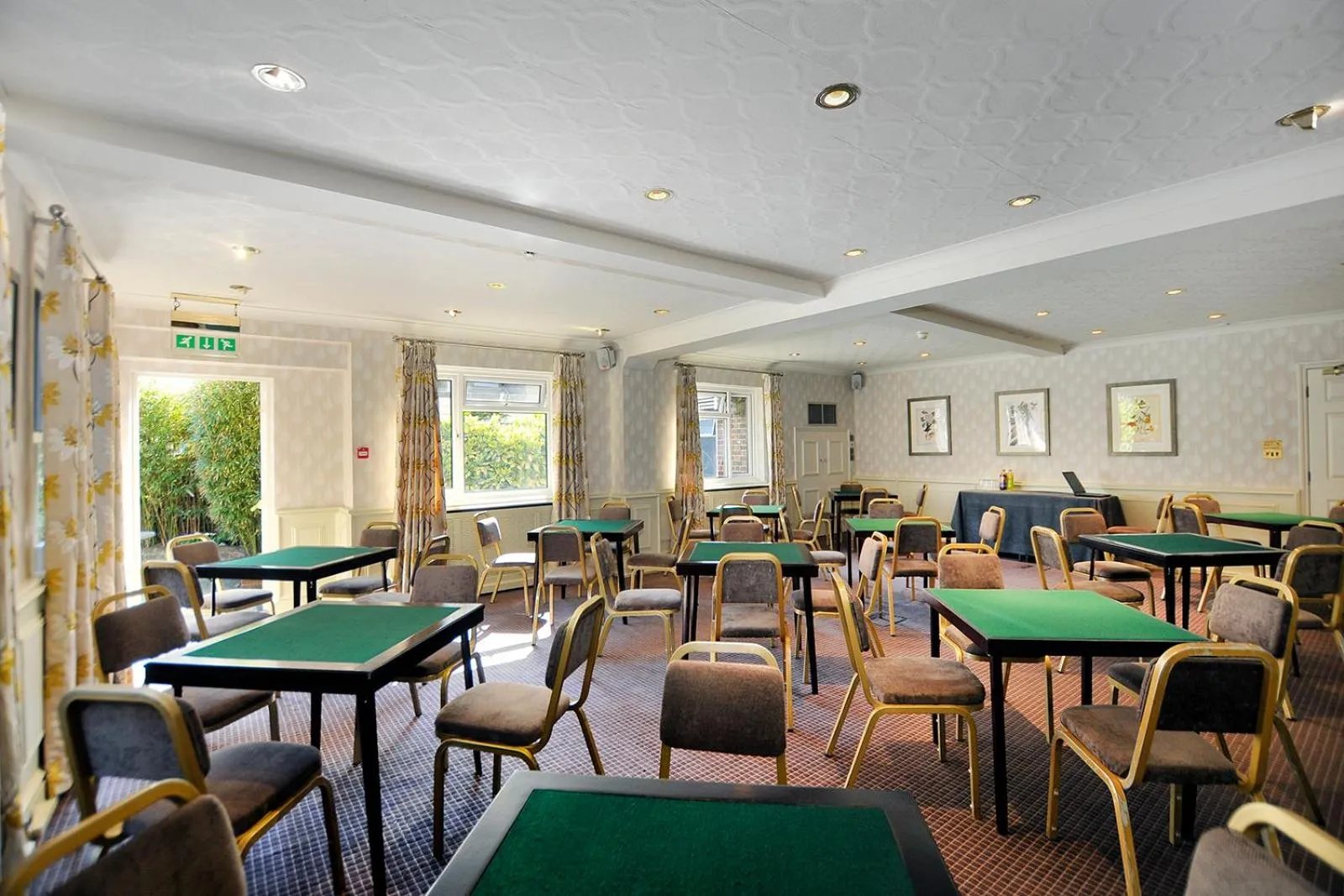 Banquet/Function facilities in Ardington Hotel