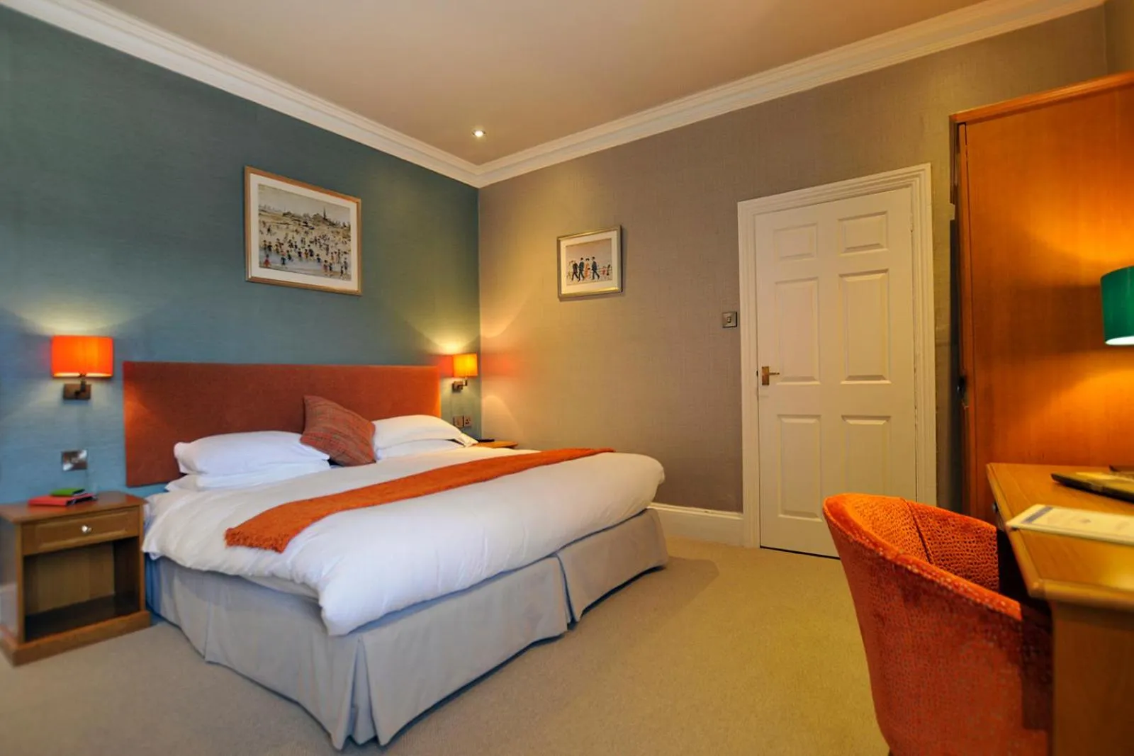 Photo of the whole room, Bed in Ardington Hotel