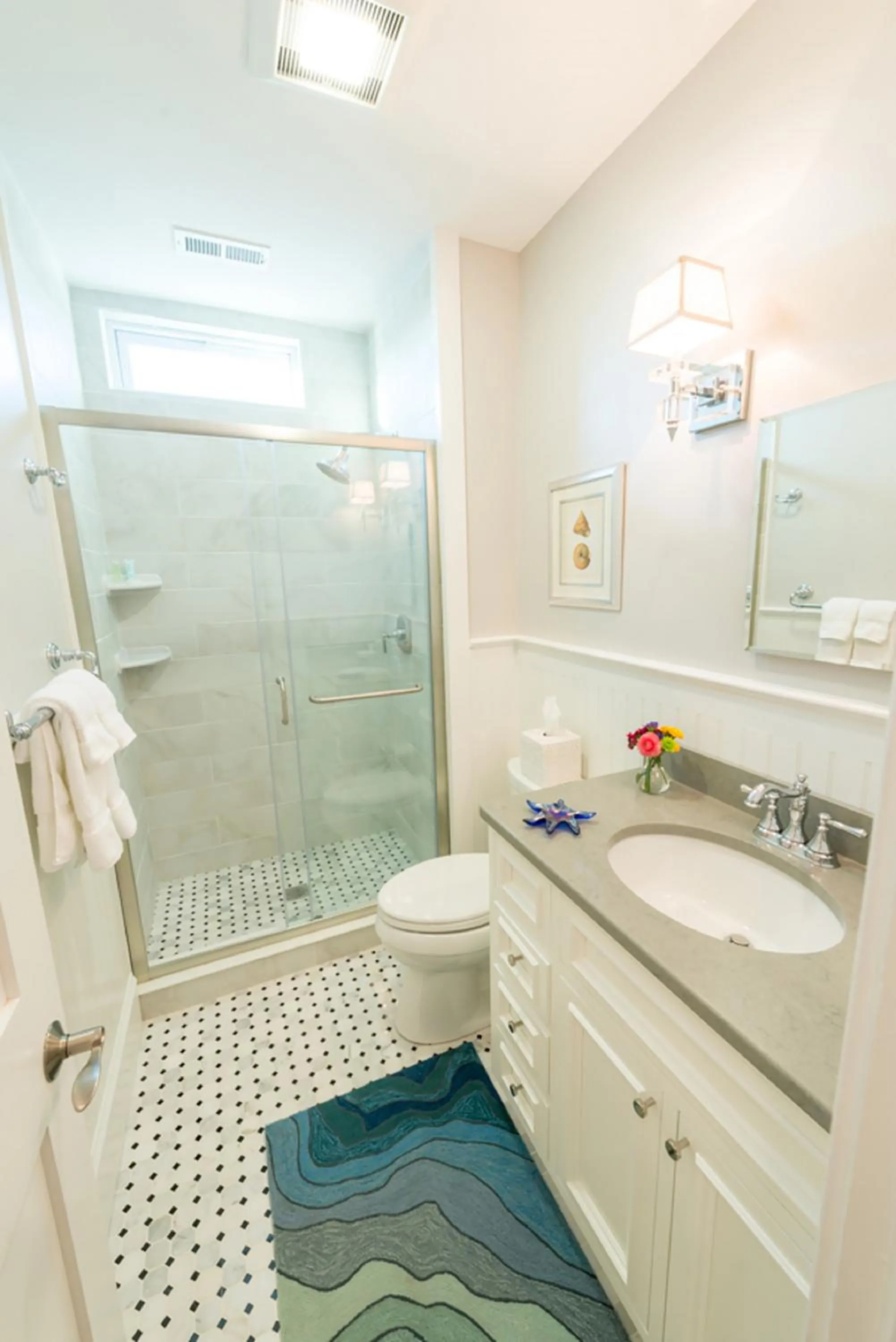 Shower in The Newport Lofts - 194 Thames Street