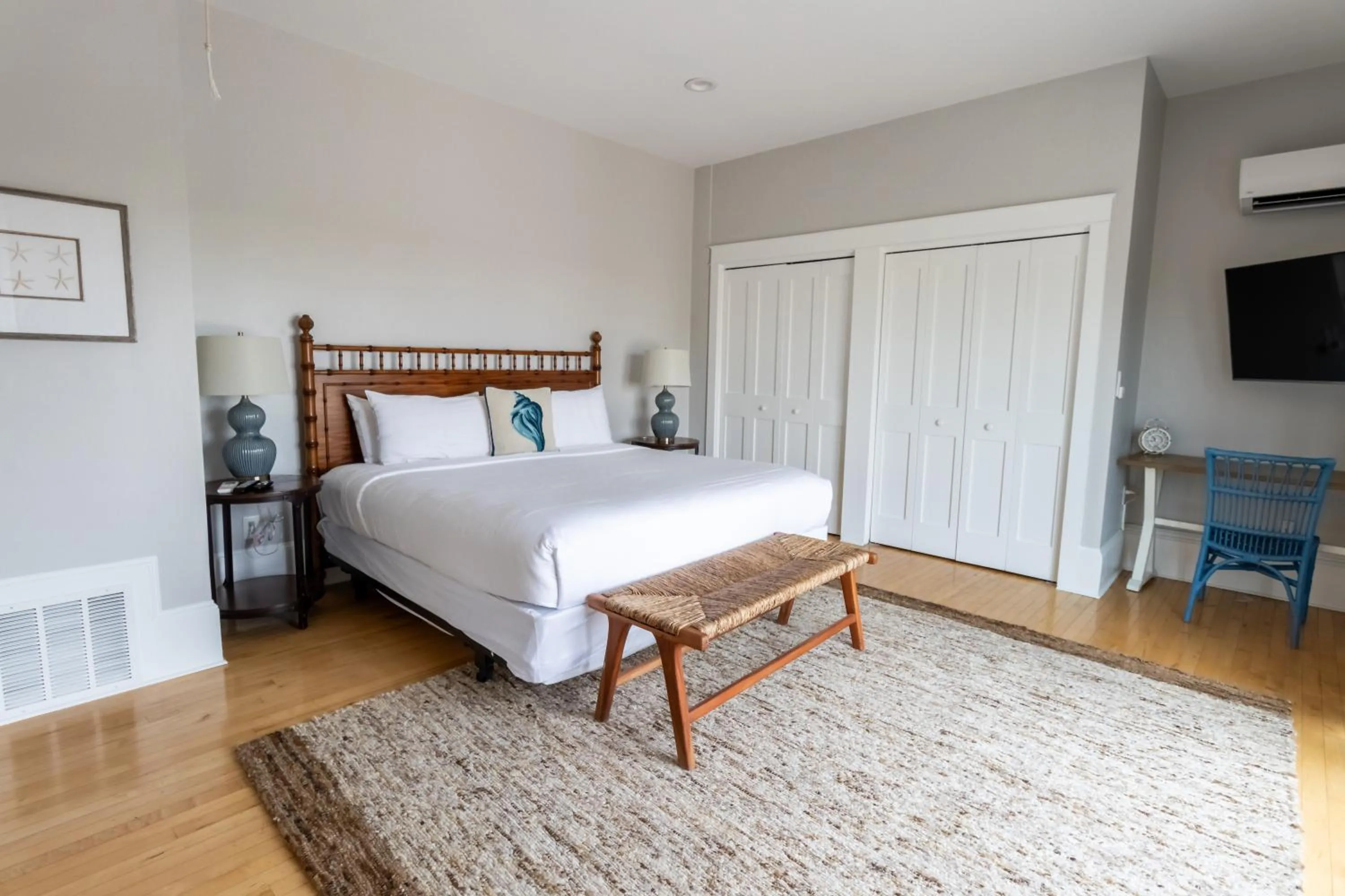 Bed in The Newport Lofts - 194 Thames Street