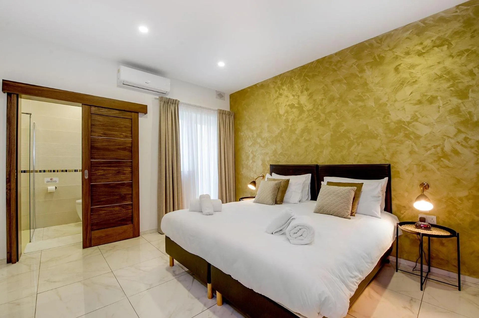 Photo of the whole room, Bed in South Wind Guesthouse