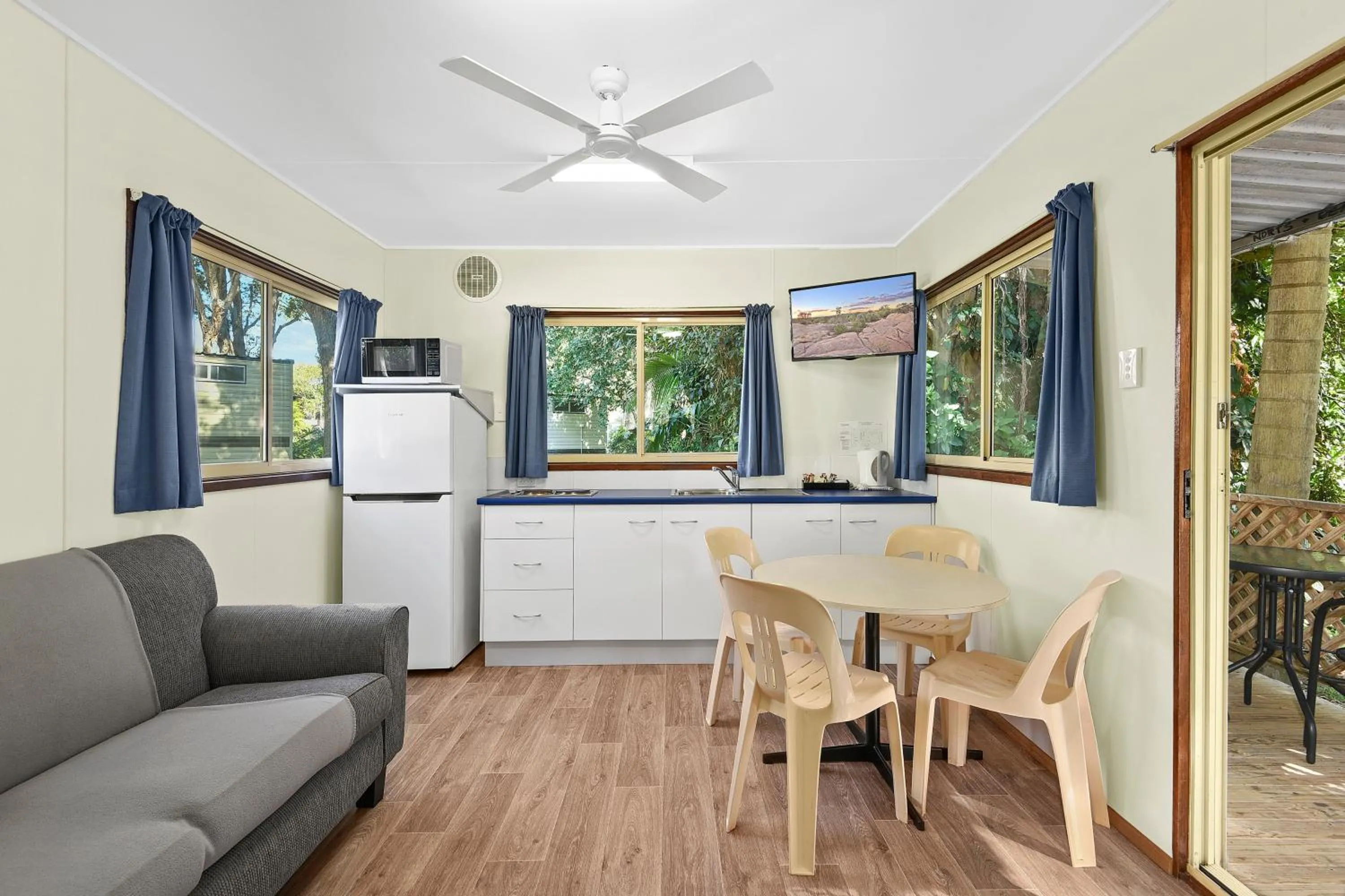 Living room in Flynns Beach Caravan Park
