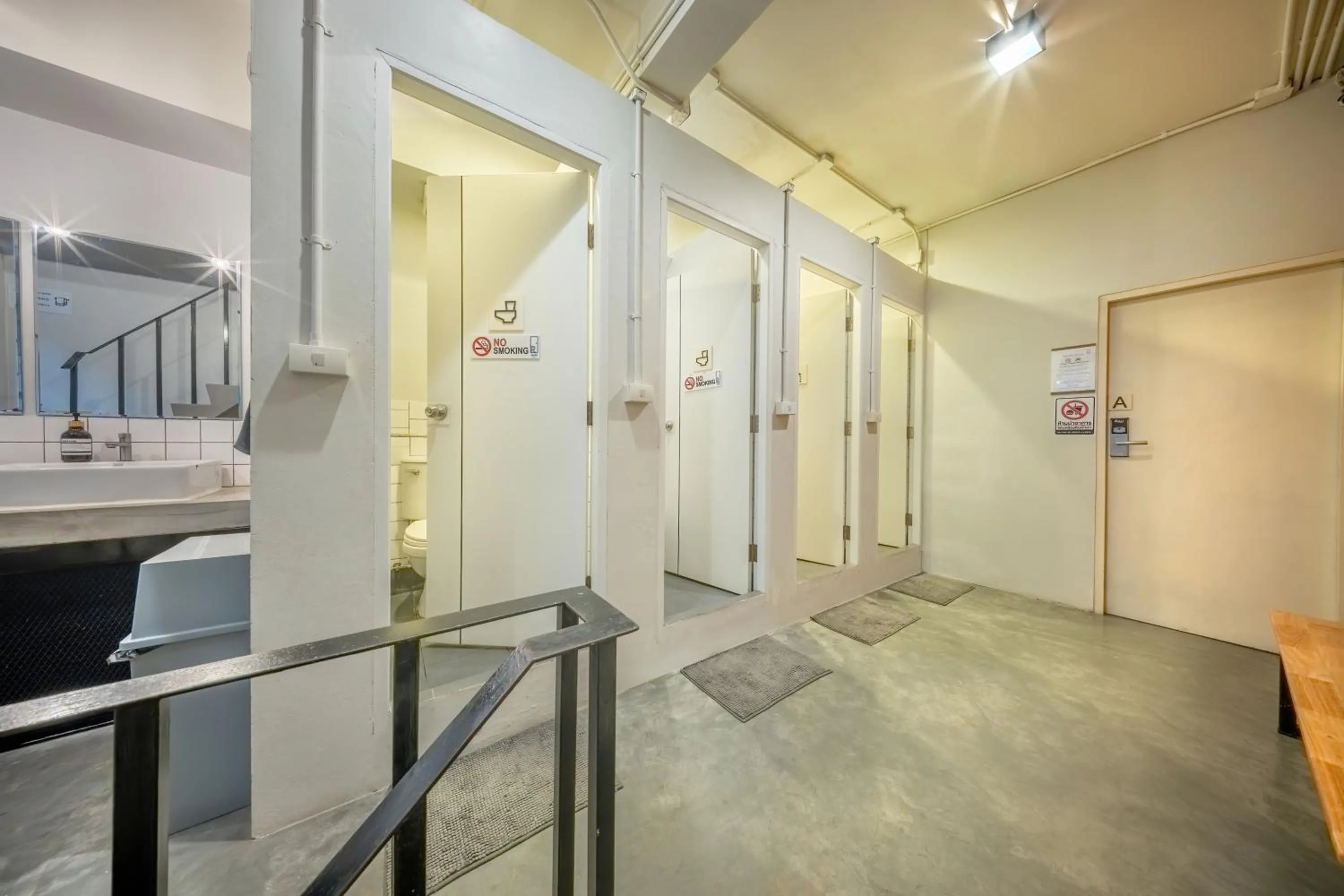 Toilet in RALPH Bangkok