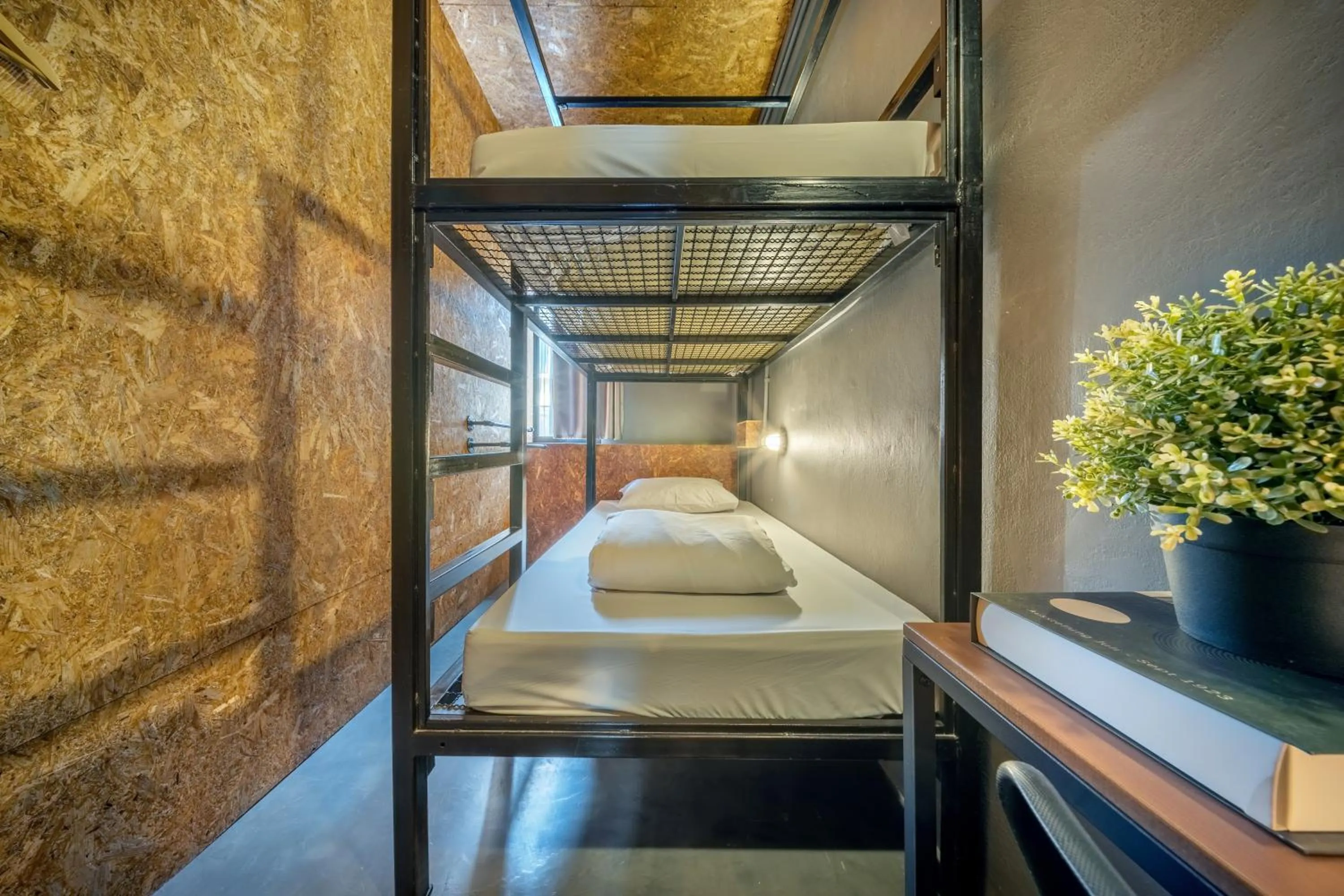 bunk bed, Bed in RALPH Bangkok