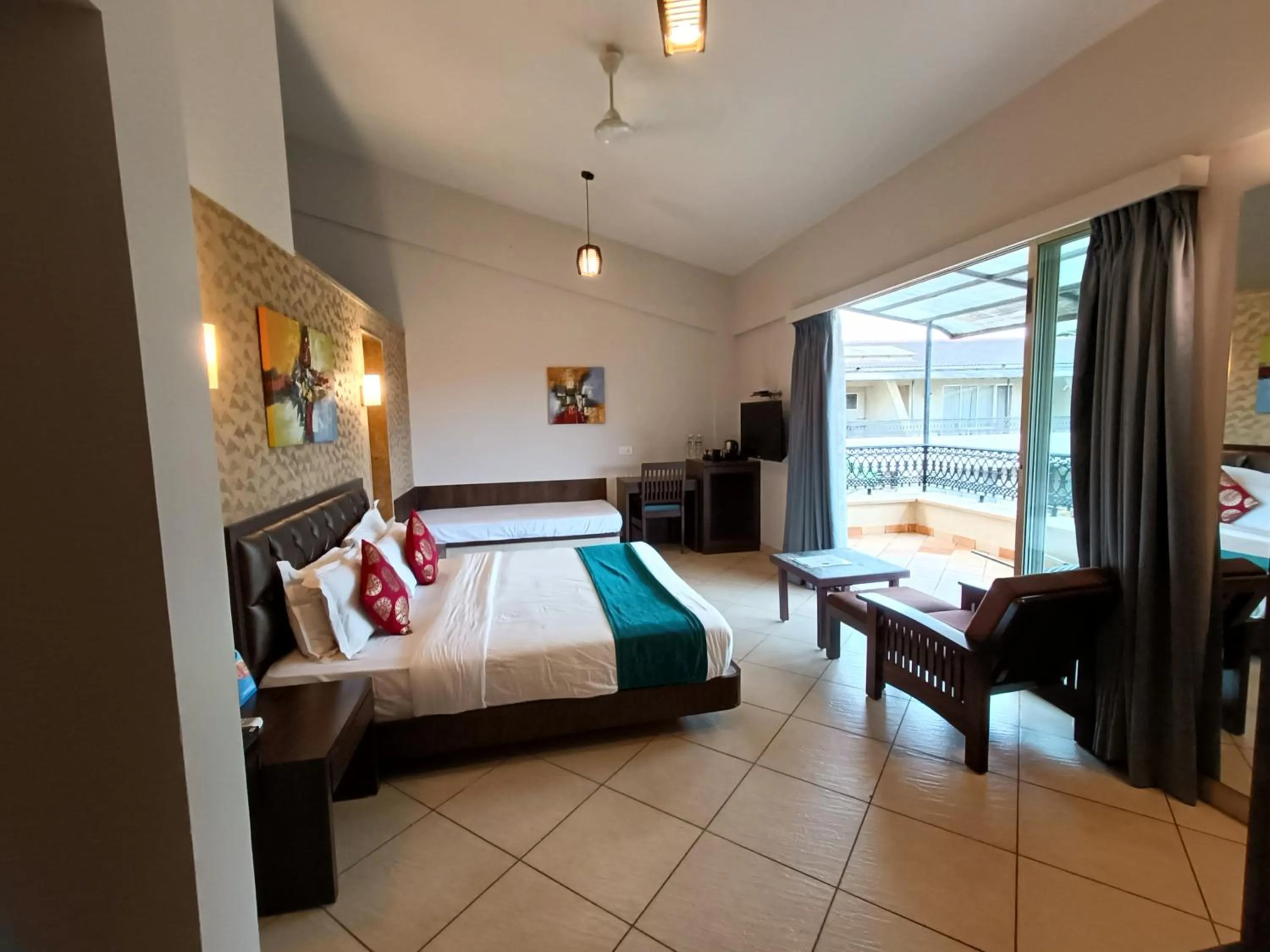 Bed in Misty Meadows, Lonavala