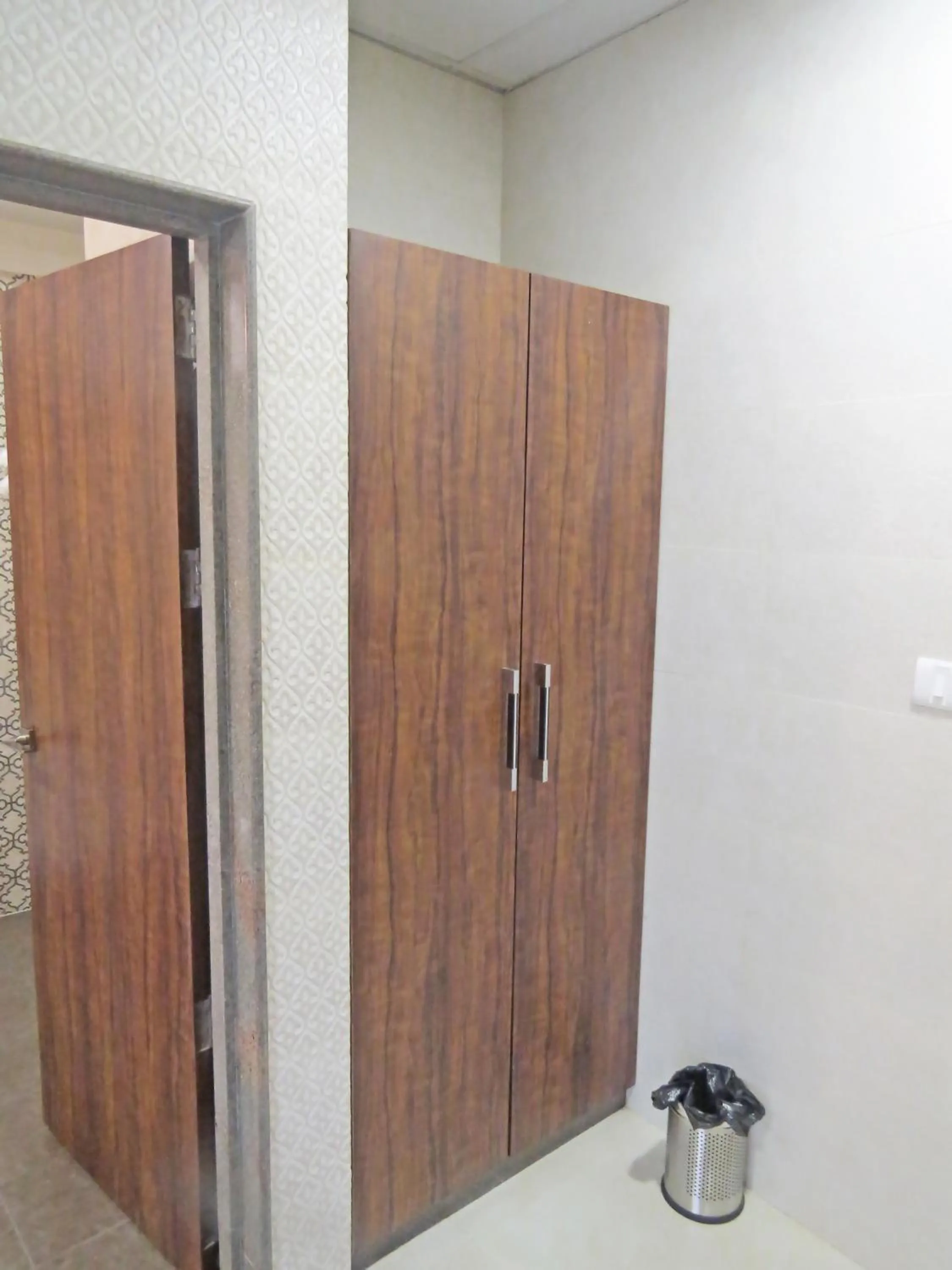 Area and facilities in Hotel Rangoli