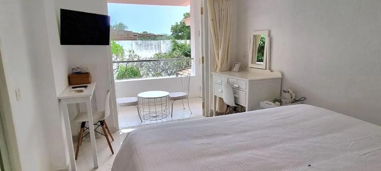 Bed in Kadal The Beach House