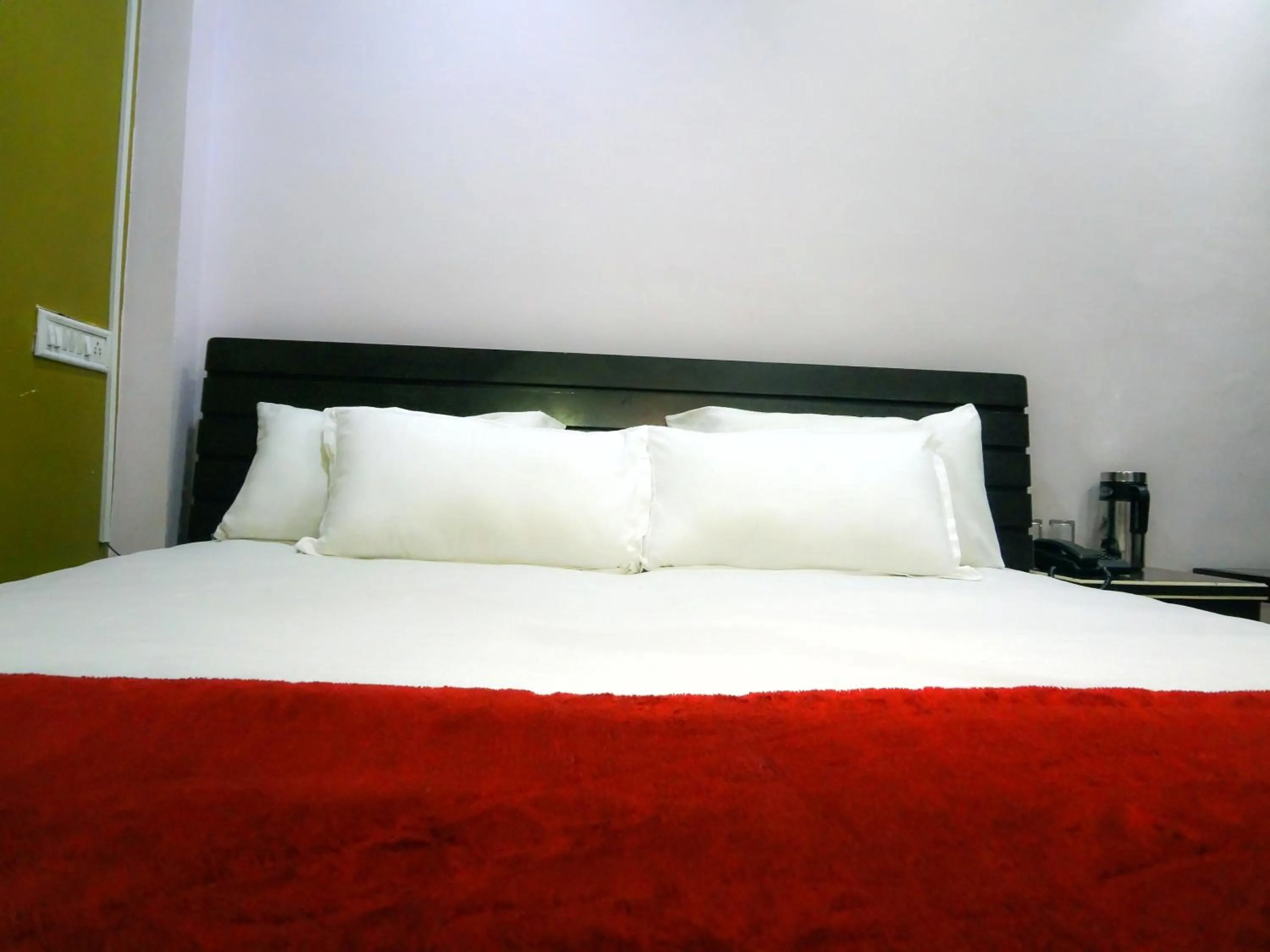 Bed in Hotel Parvati Palace Sehore