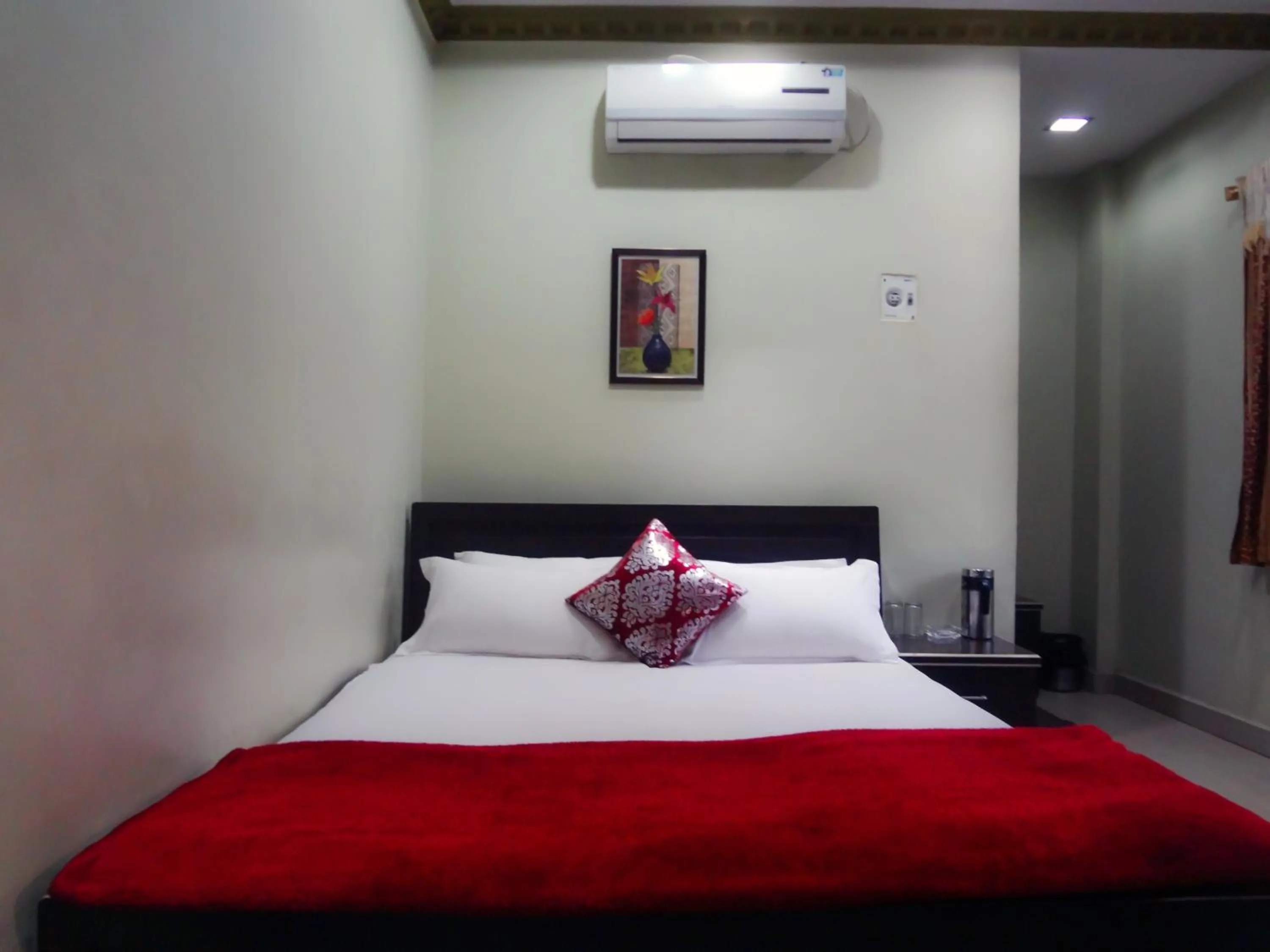 Bed in Hotel Parvati Palace Sehore