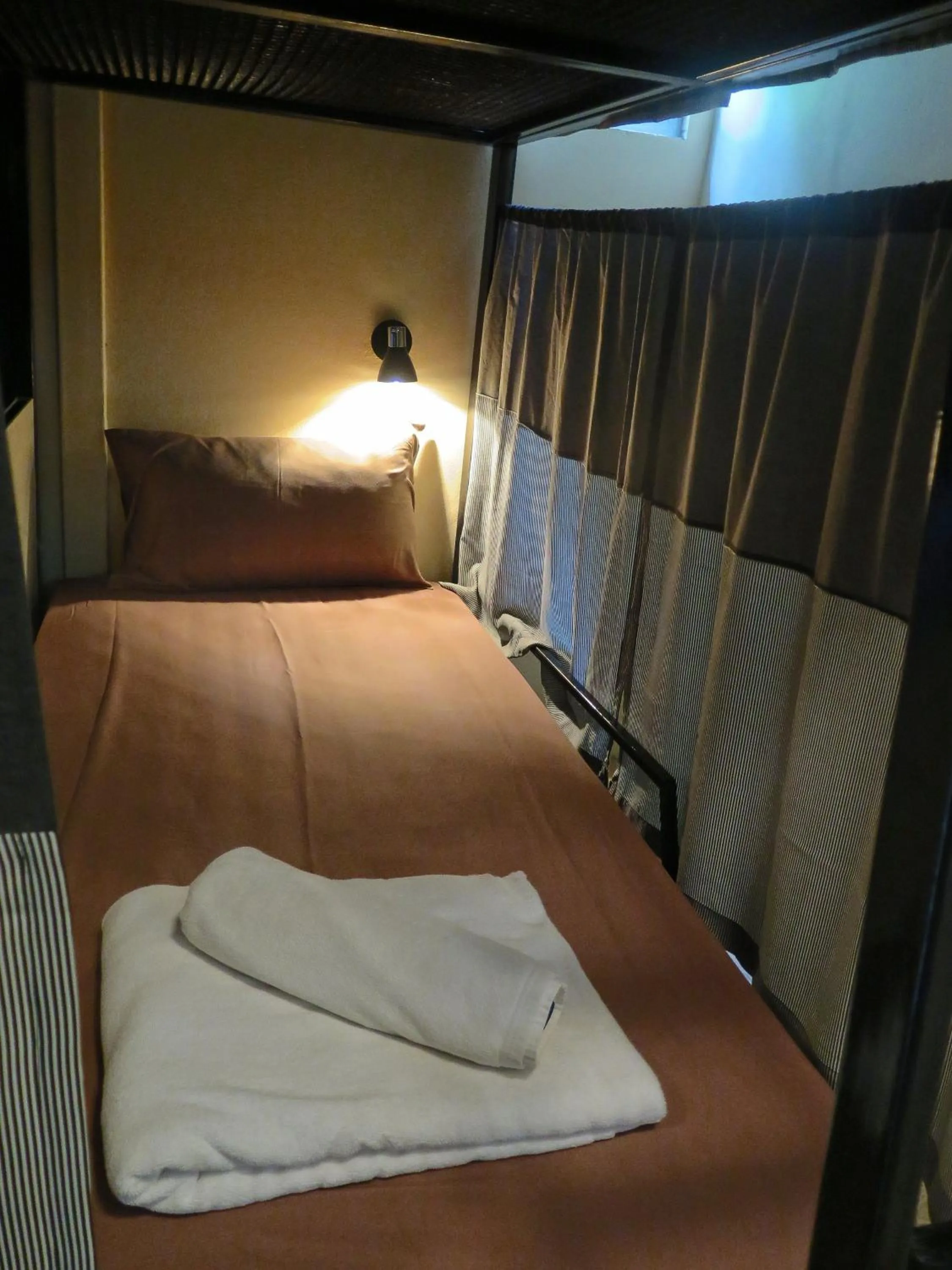 bunk bed, Bed in New Heaven Dive School and Resort