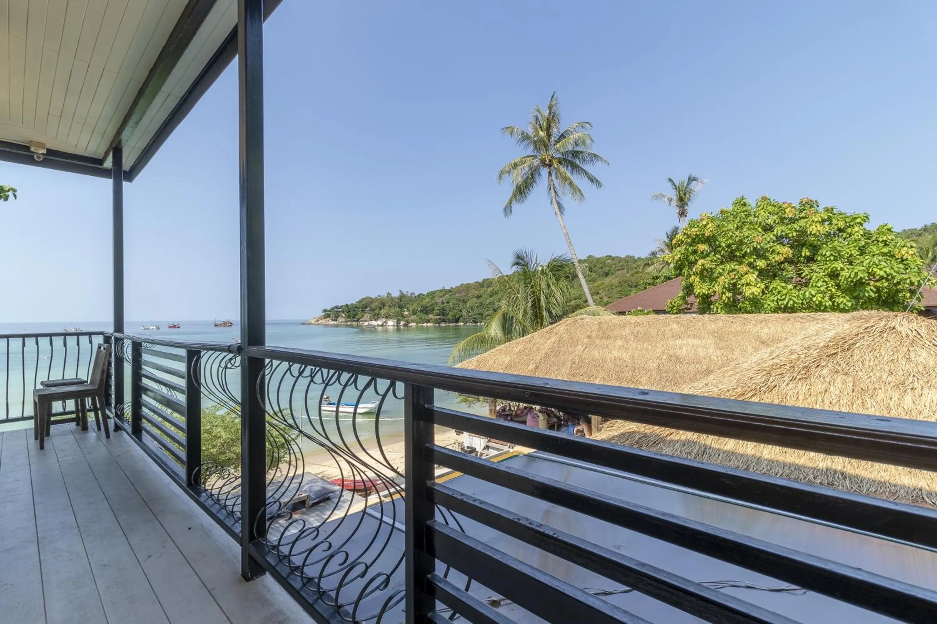 Balcony/Terrace in New Heaven Dive School and Resort