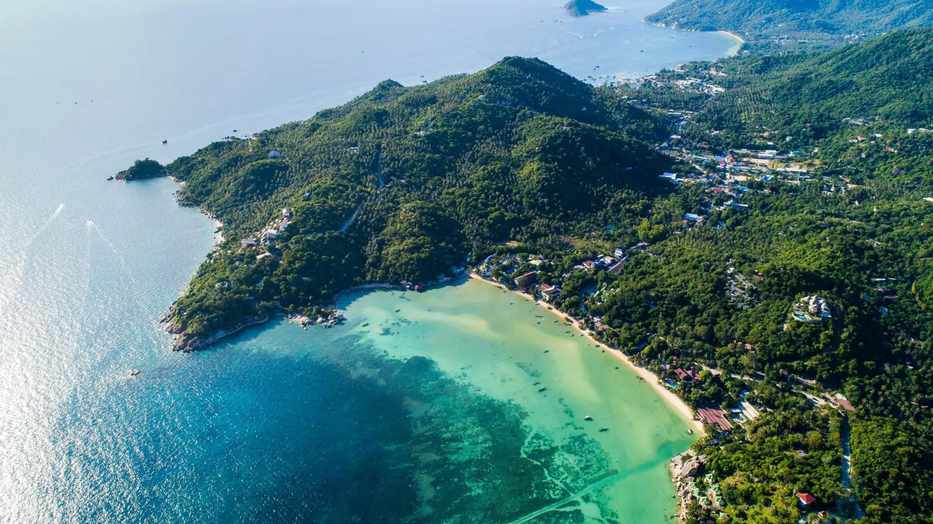 Beach in New Heaven Dive School and Resort
