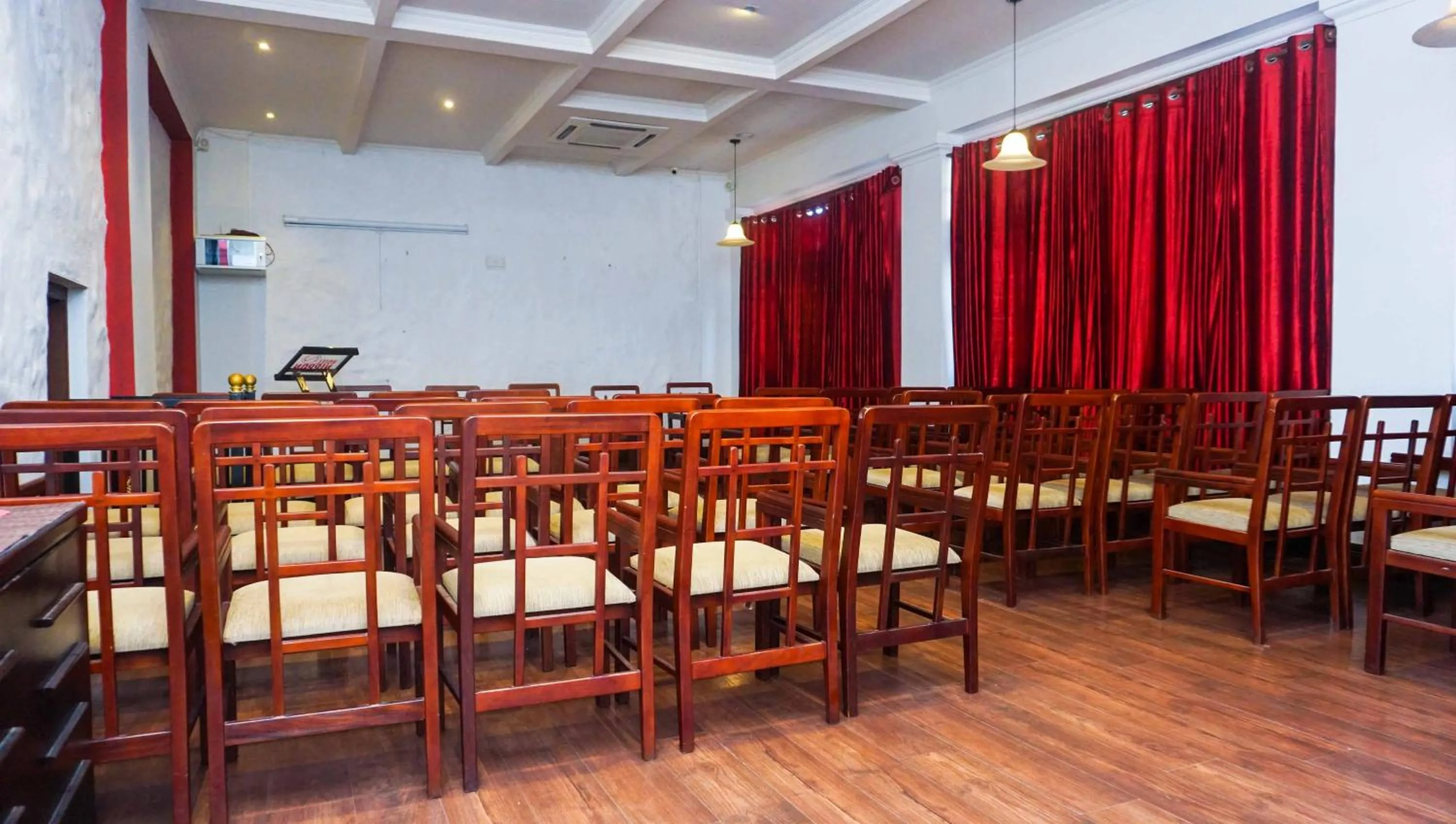 Meeting/conference room in Hotel Nippon Colombo