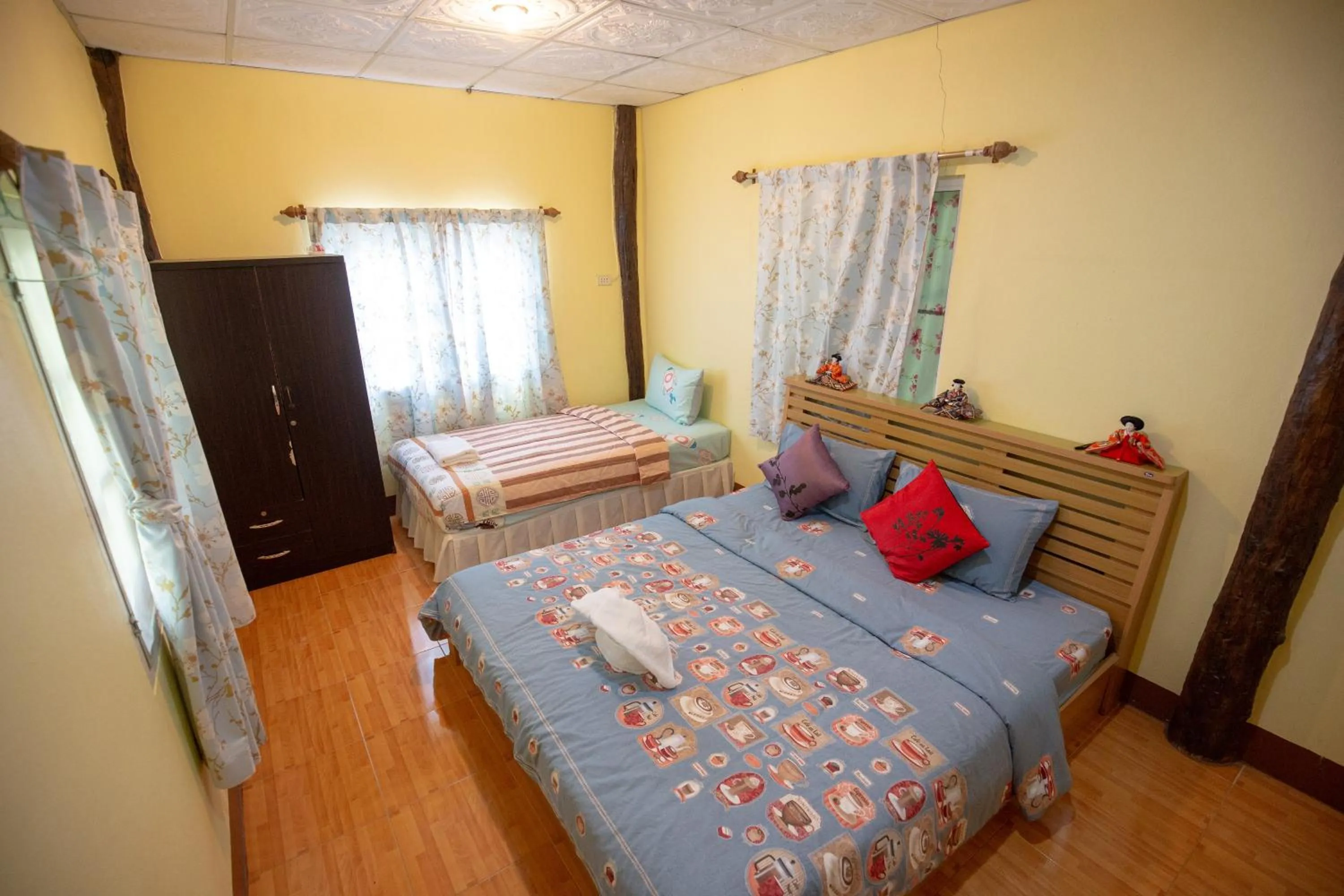 Bedroom, Bed in Tanihill Resort