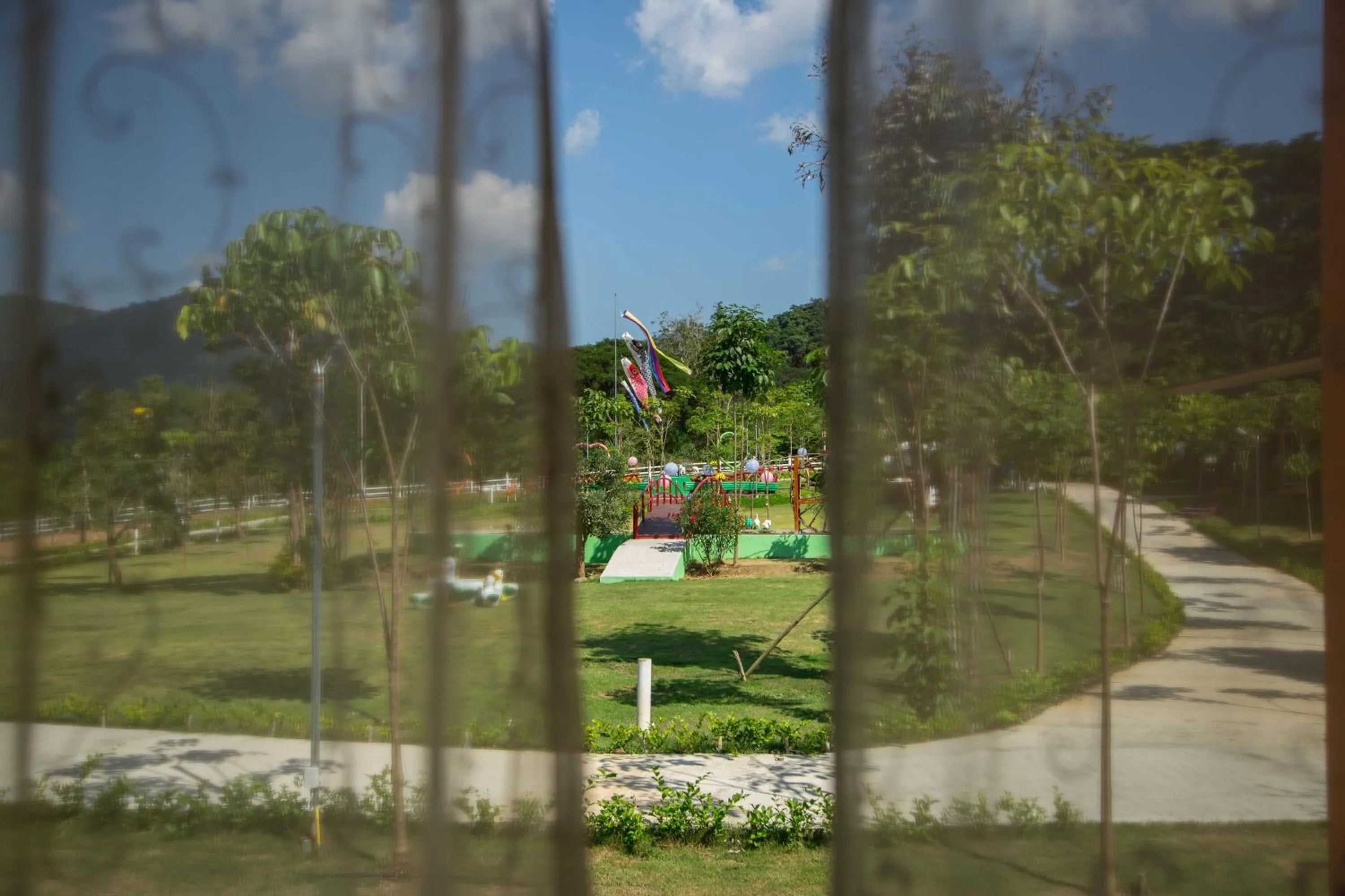 Day in Tanihill Resort