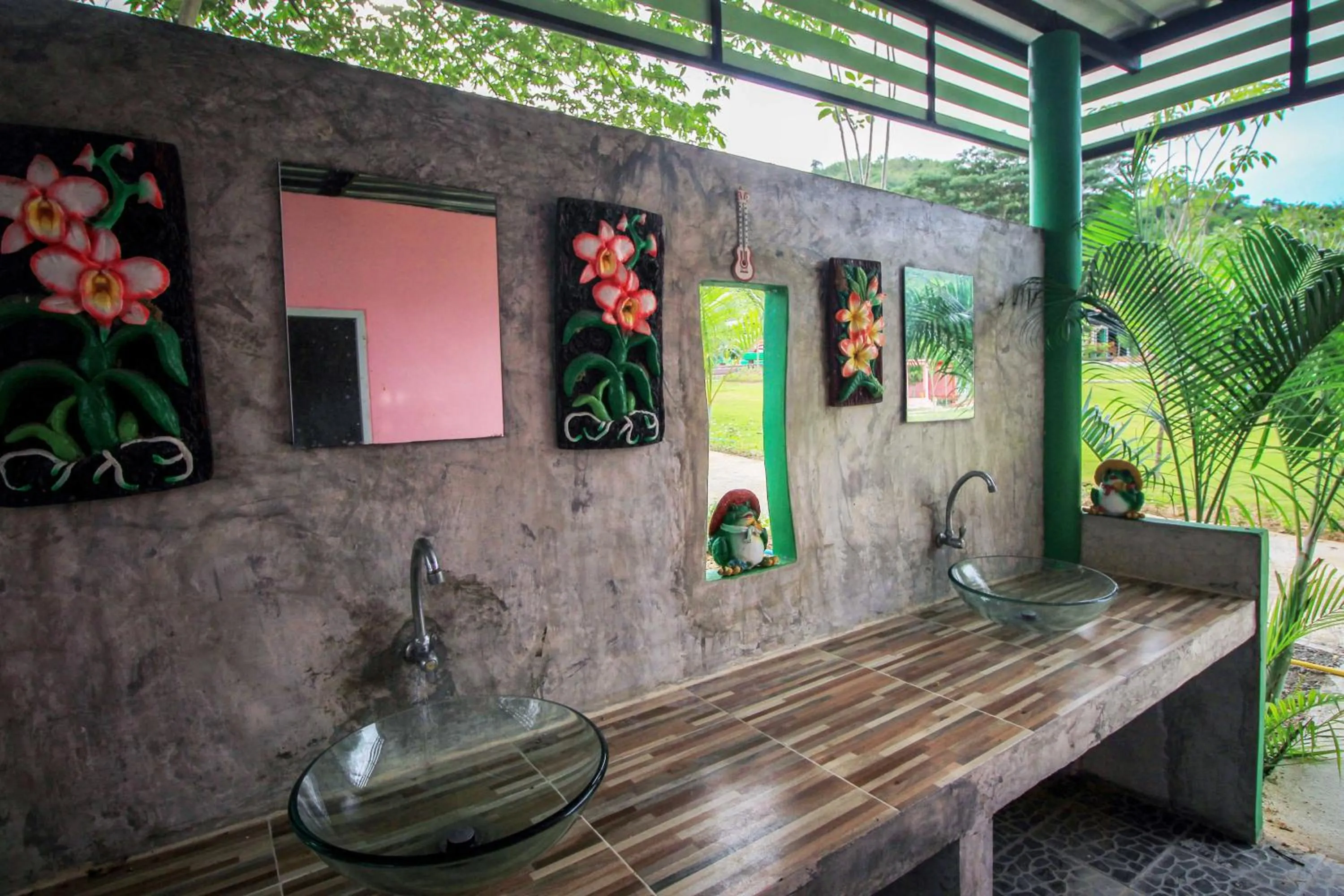 On site in Tanihill Resort