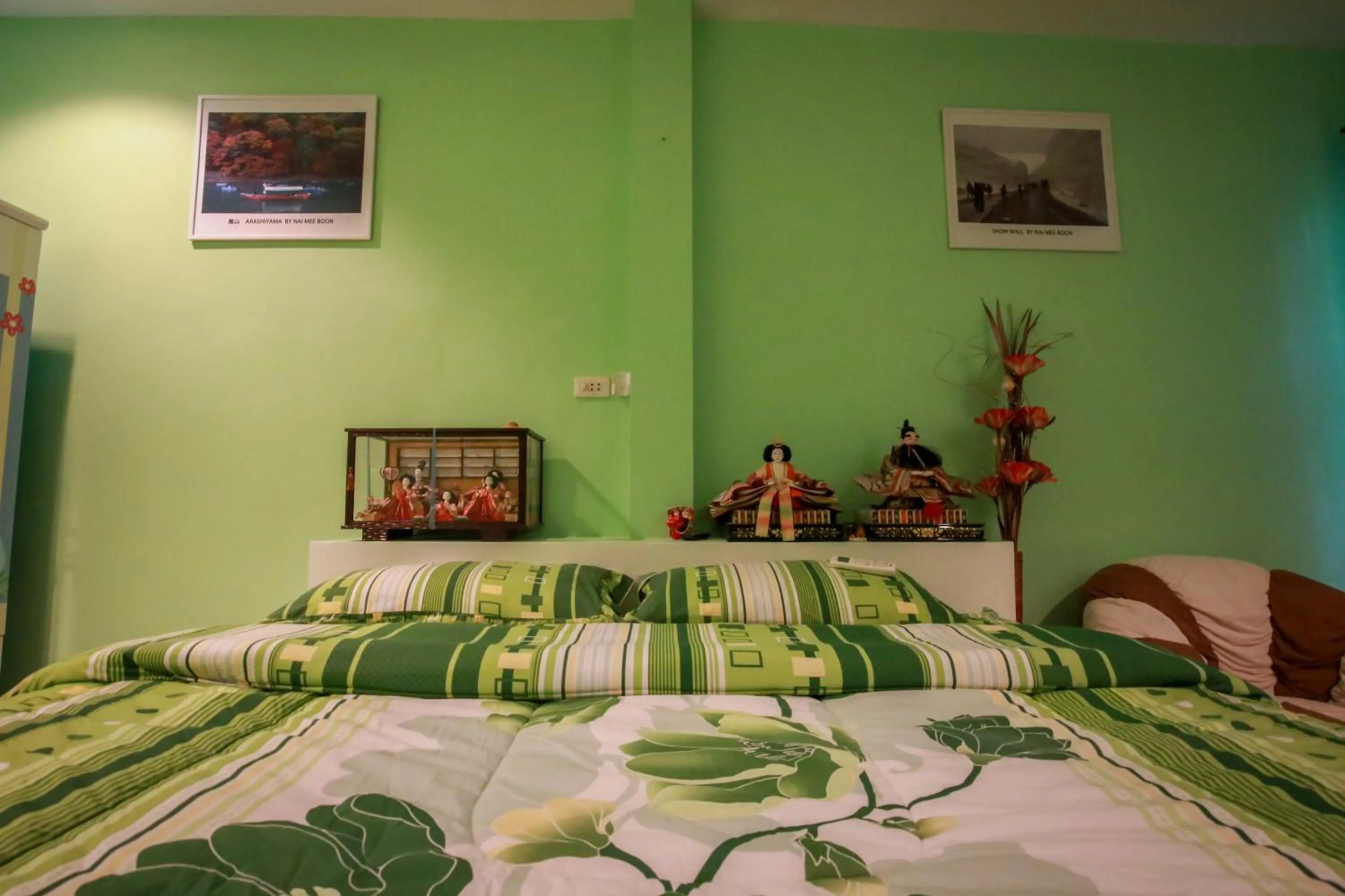 Bed in Tanihill Resort