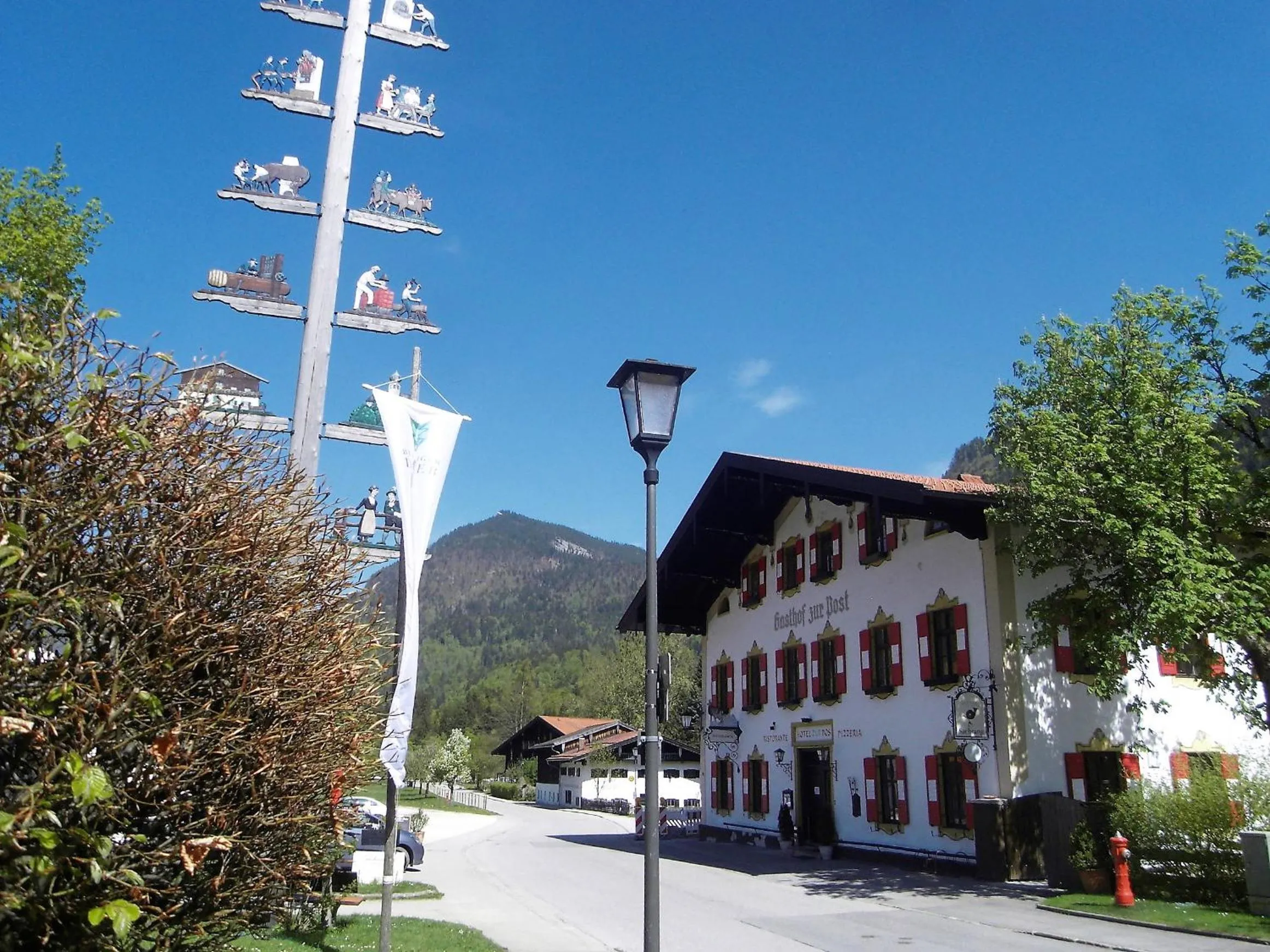 Facade/entrance in Posthotel Sachrang
