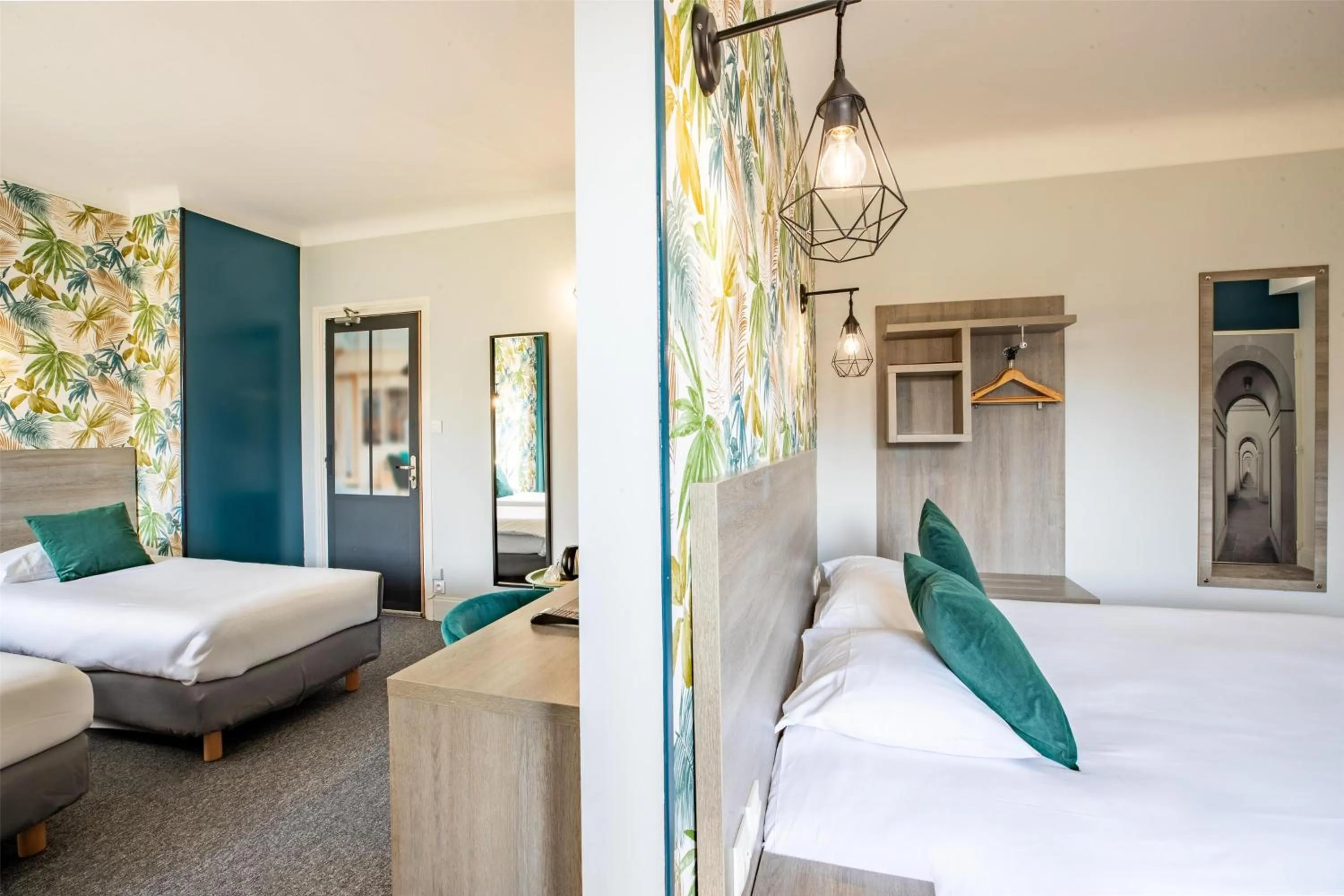 Bedroom, Bed in Sure Hotel by Best Western Port Jérome - Le Havre