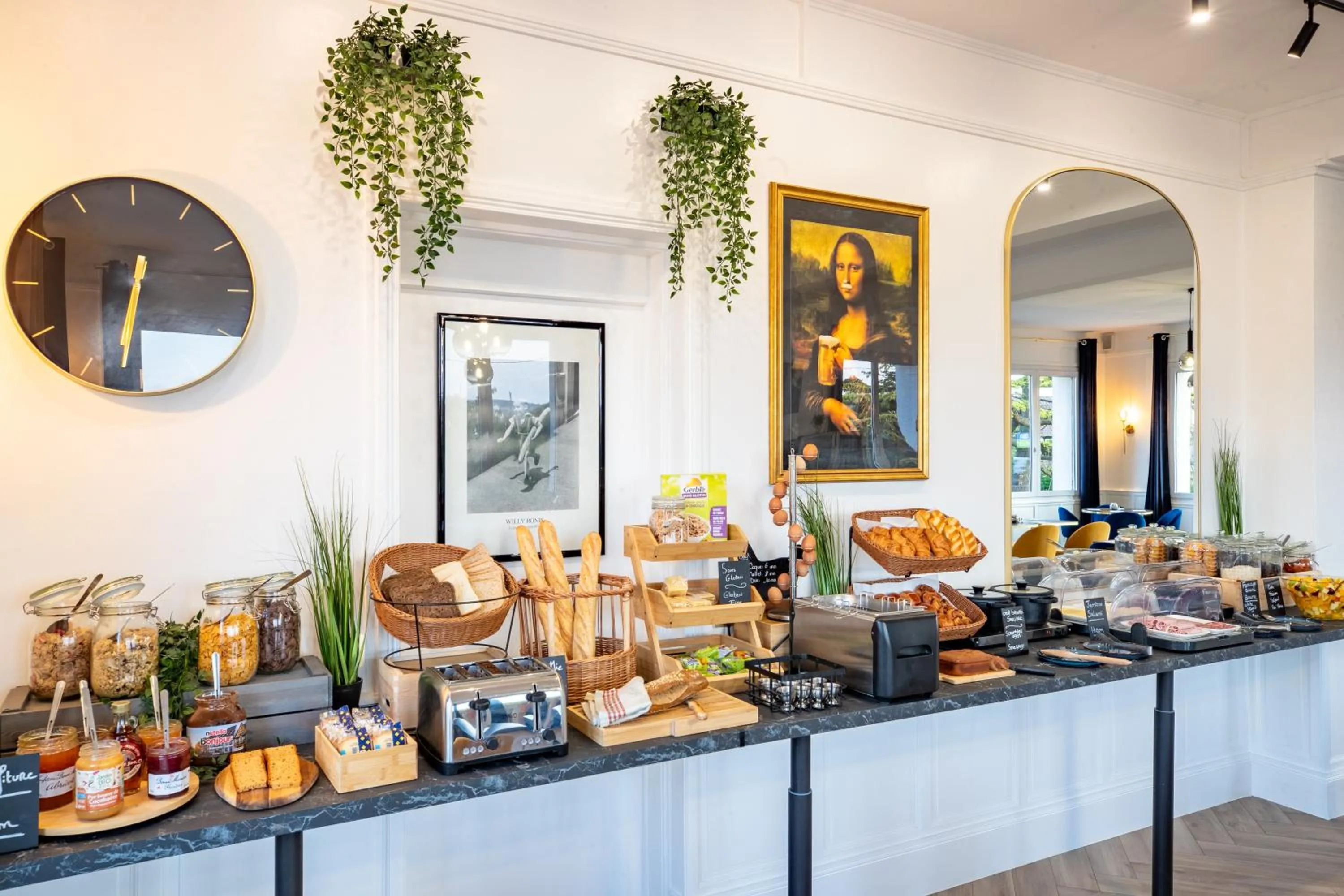 Breakfast in Sure Hotel by Best Western Port Jérome - Le Havre