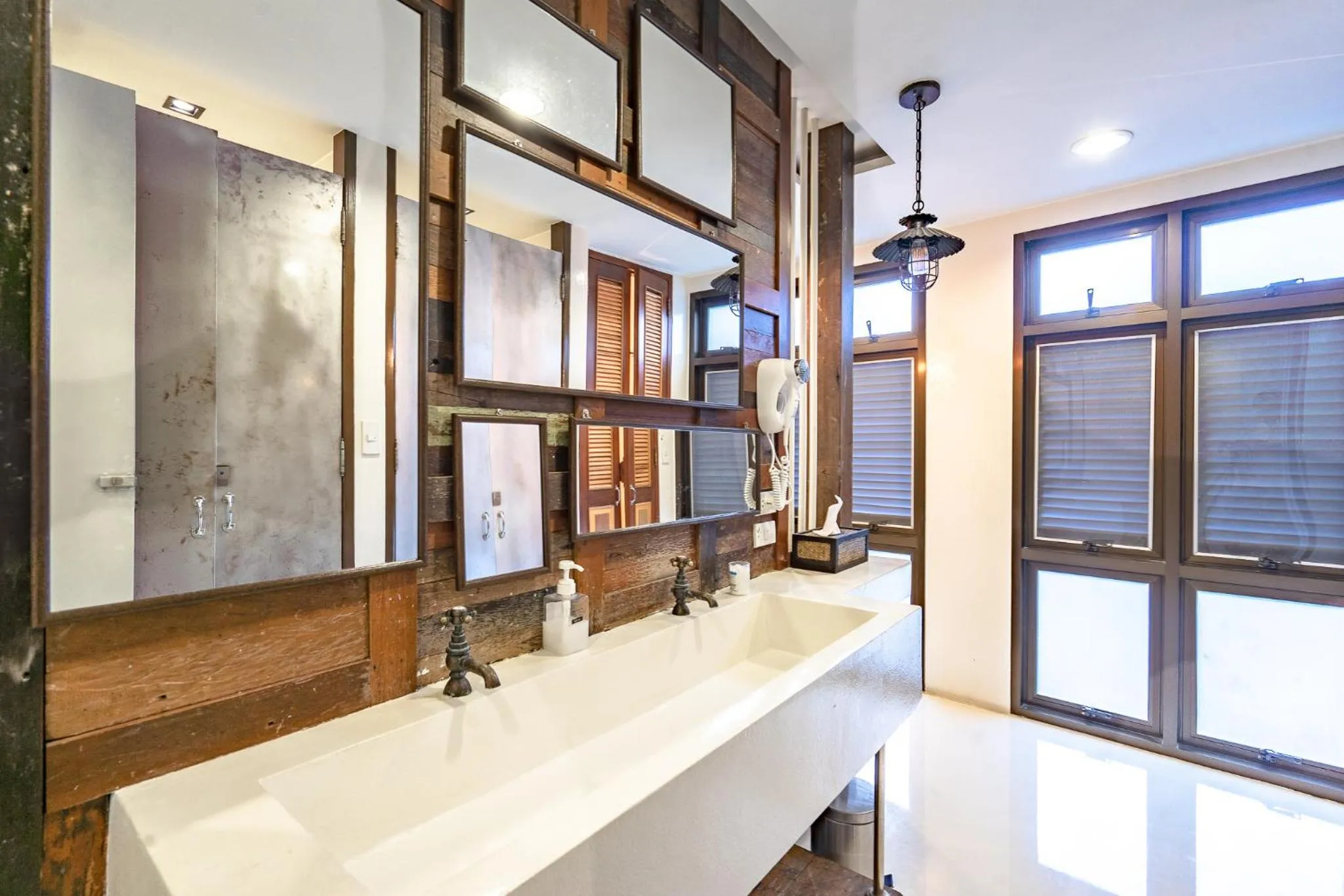 Bathroom in Siam Plug In Hostel