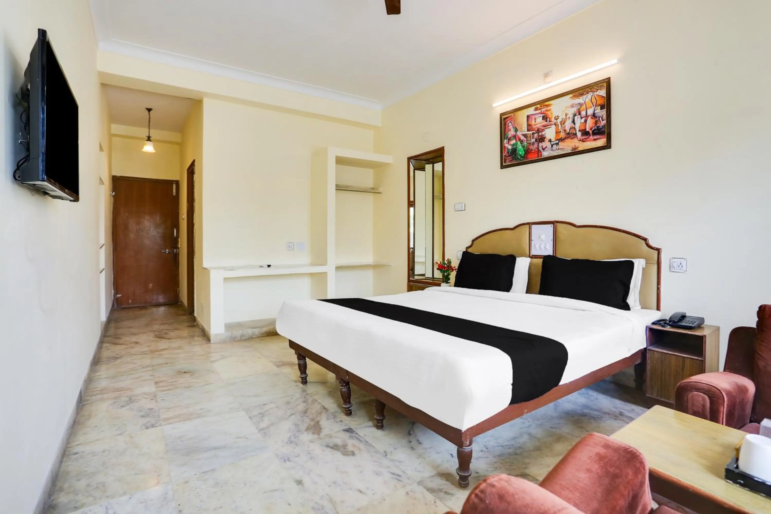 Bedroom, Bed in Super Townhouse Pichola Formerly Vinayak