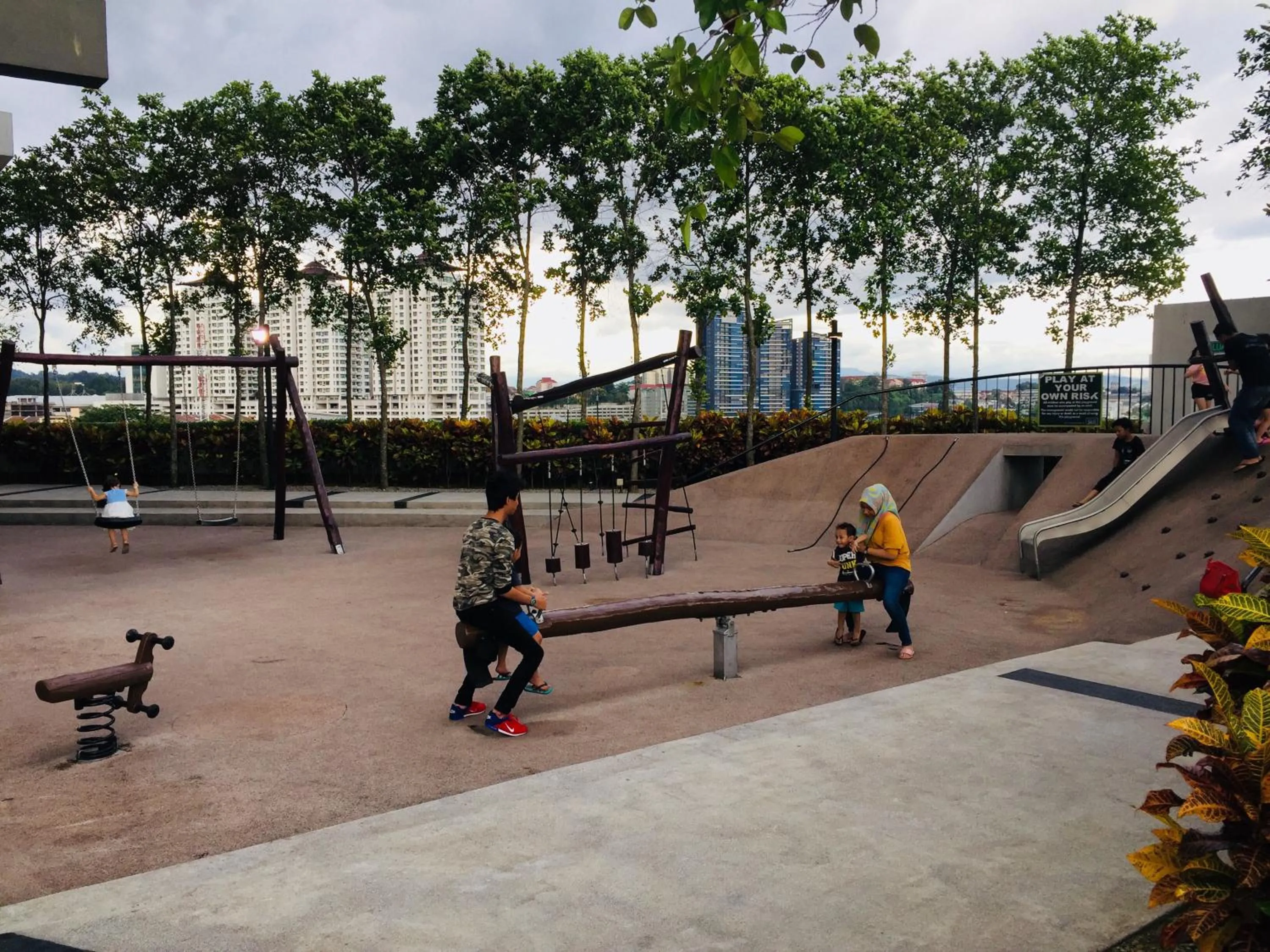 Skyview Univ360 Place Facing Mines Lake