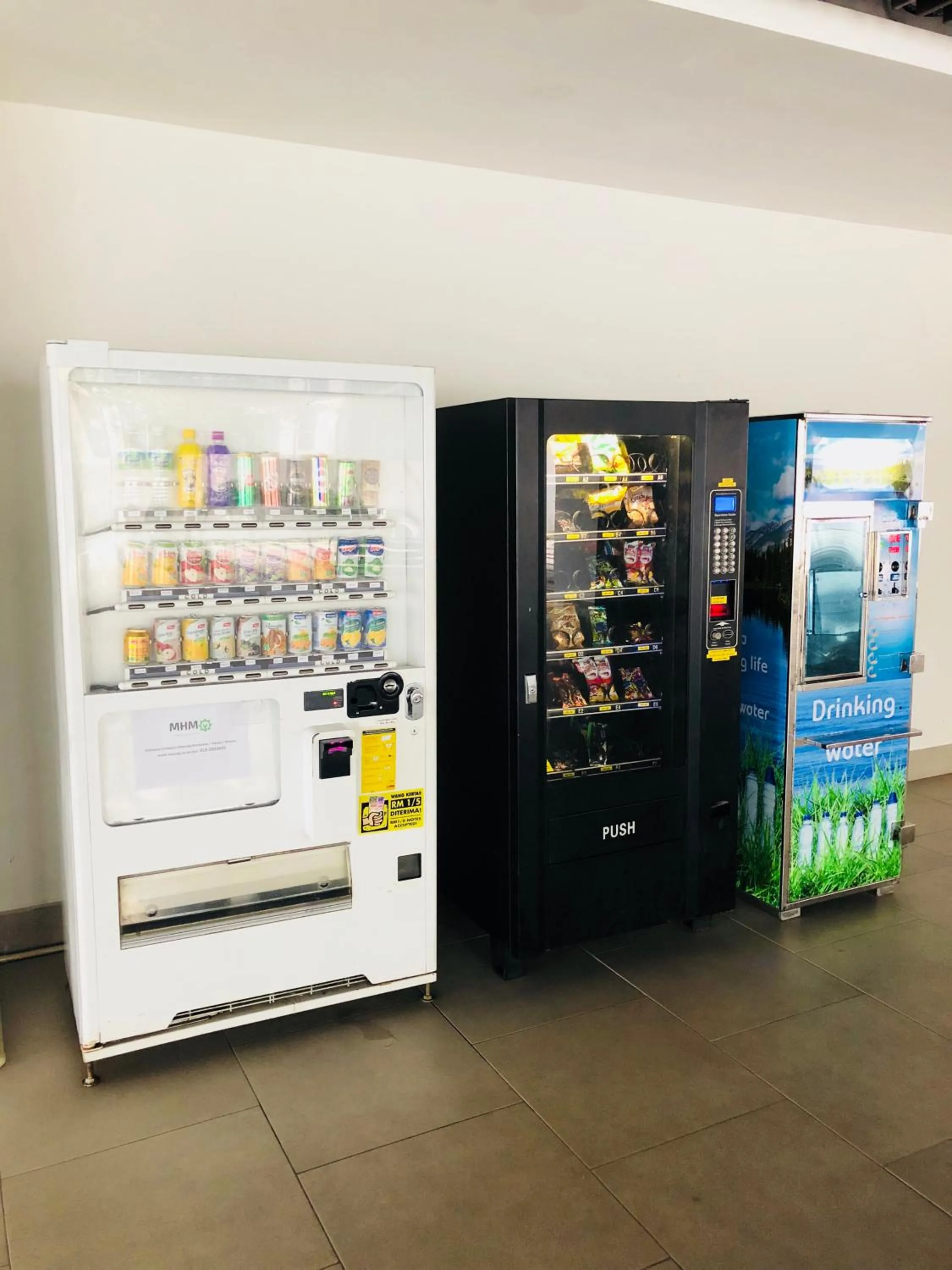 Skyview Univ360 Place Facing Mines Lake