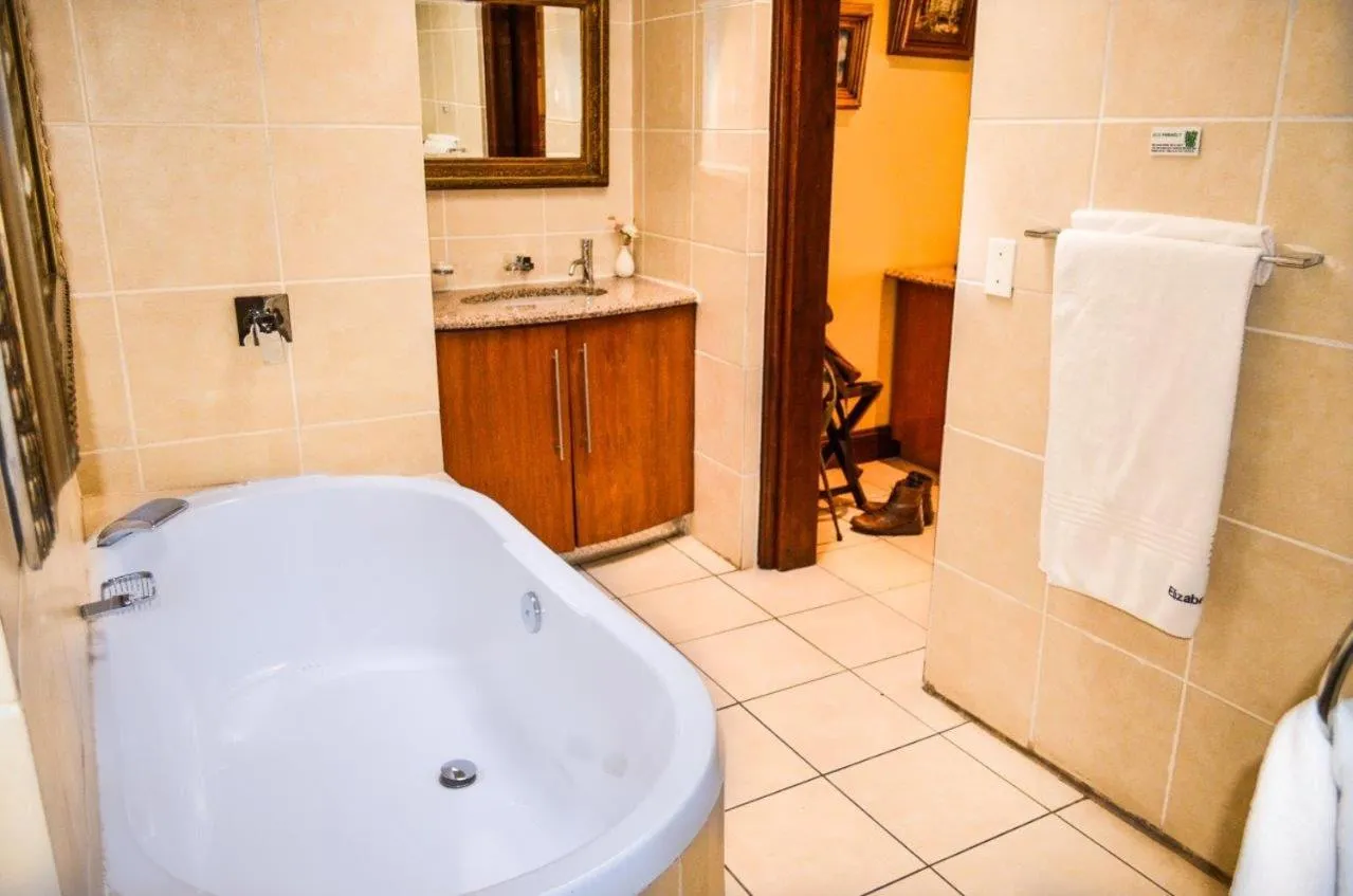 Elizabeth Manor Guest House