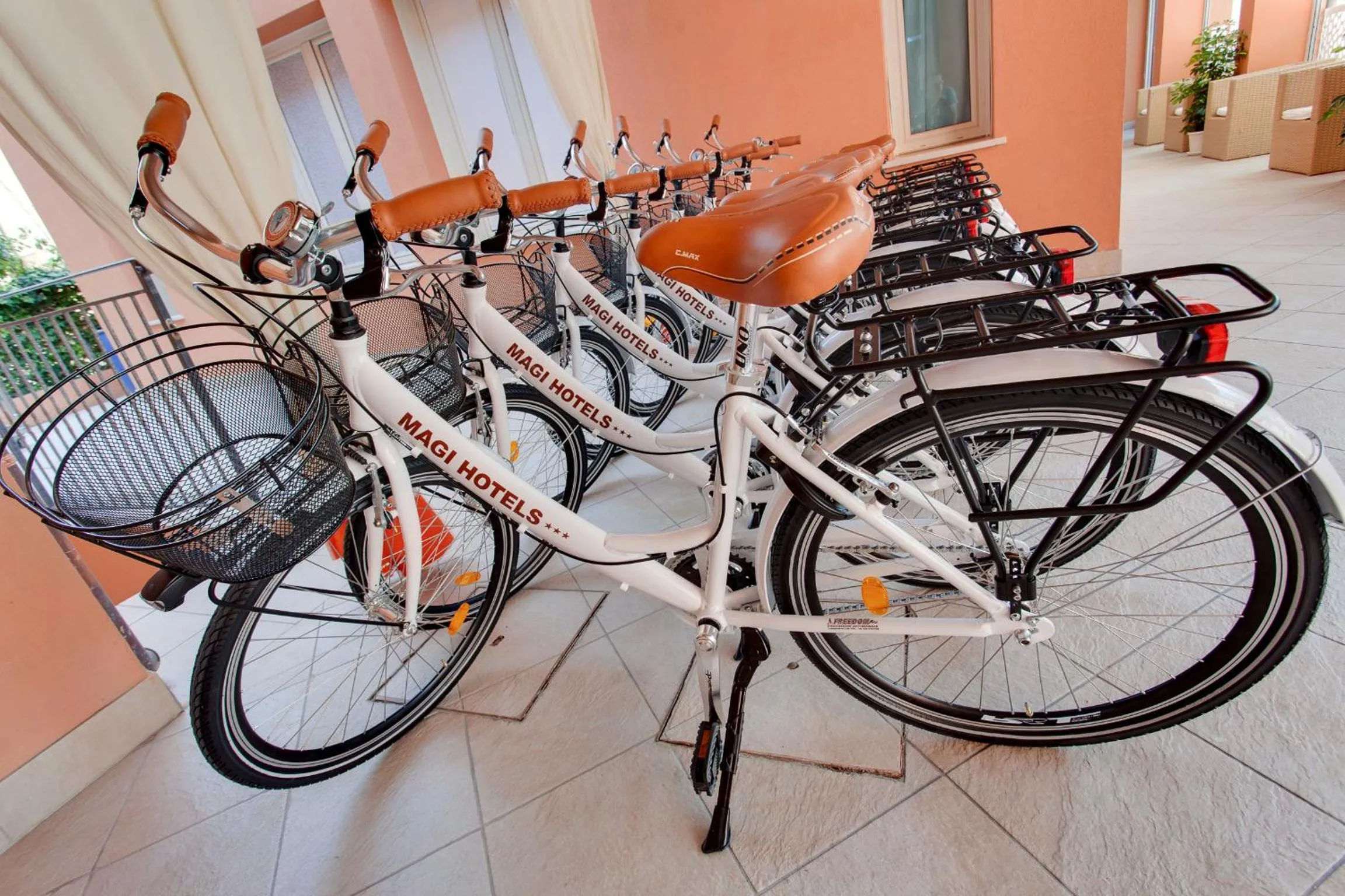 Activities in Hotel De La Ville