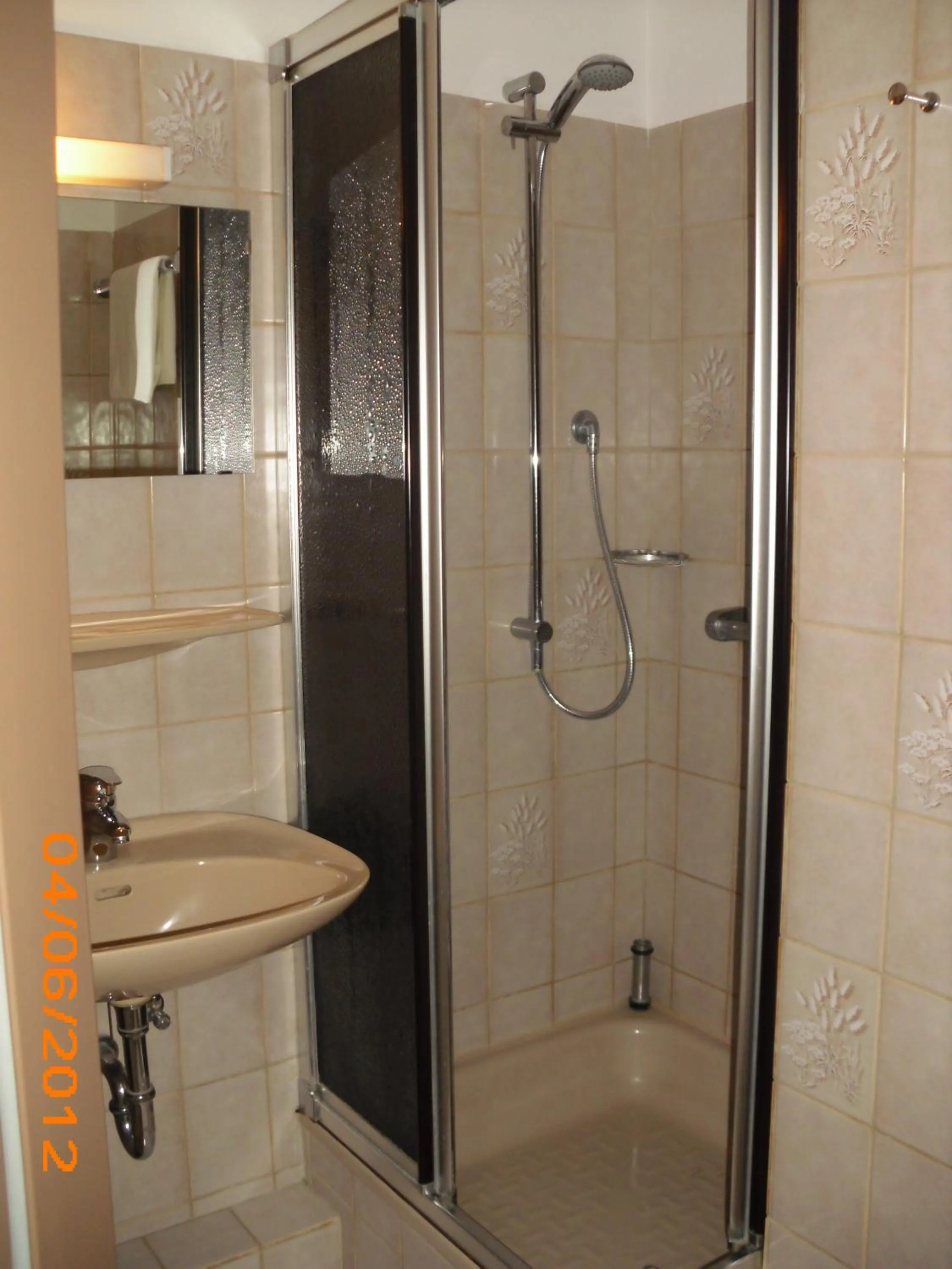 Shower in Heidehotel Anna