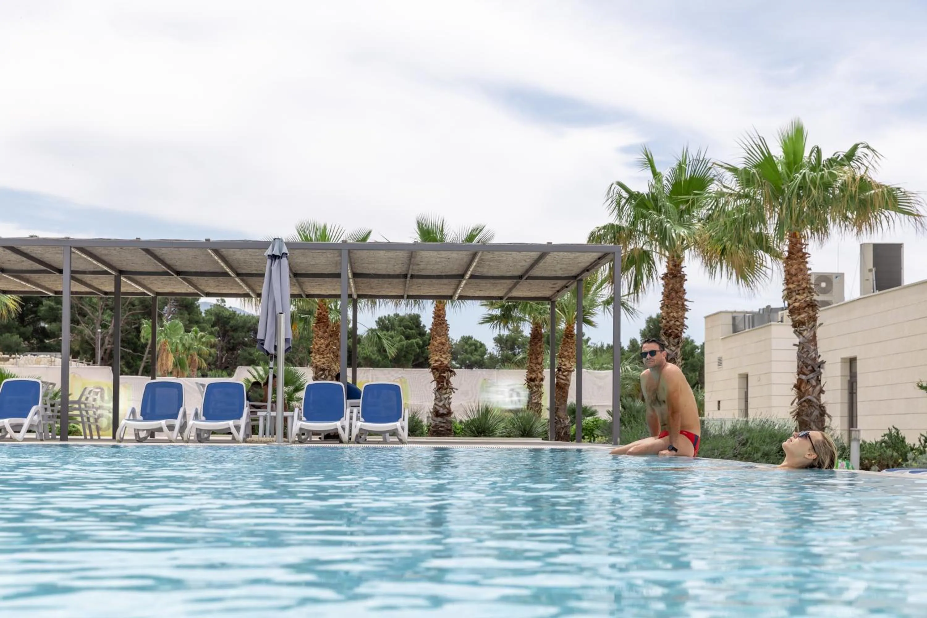 Swimming pool in Romana Beach Resort