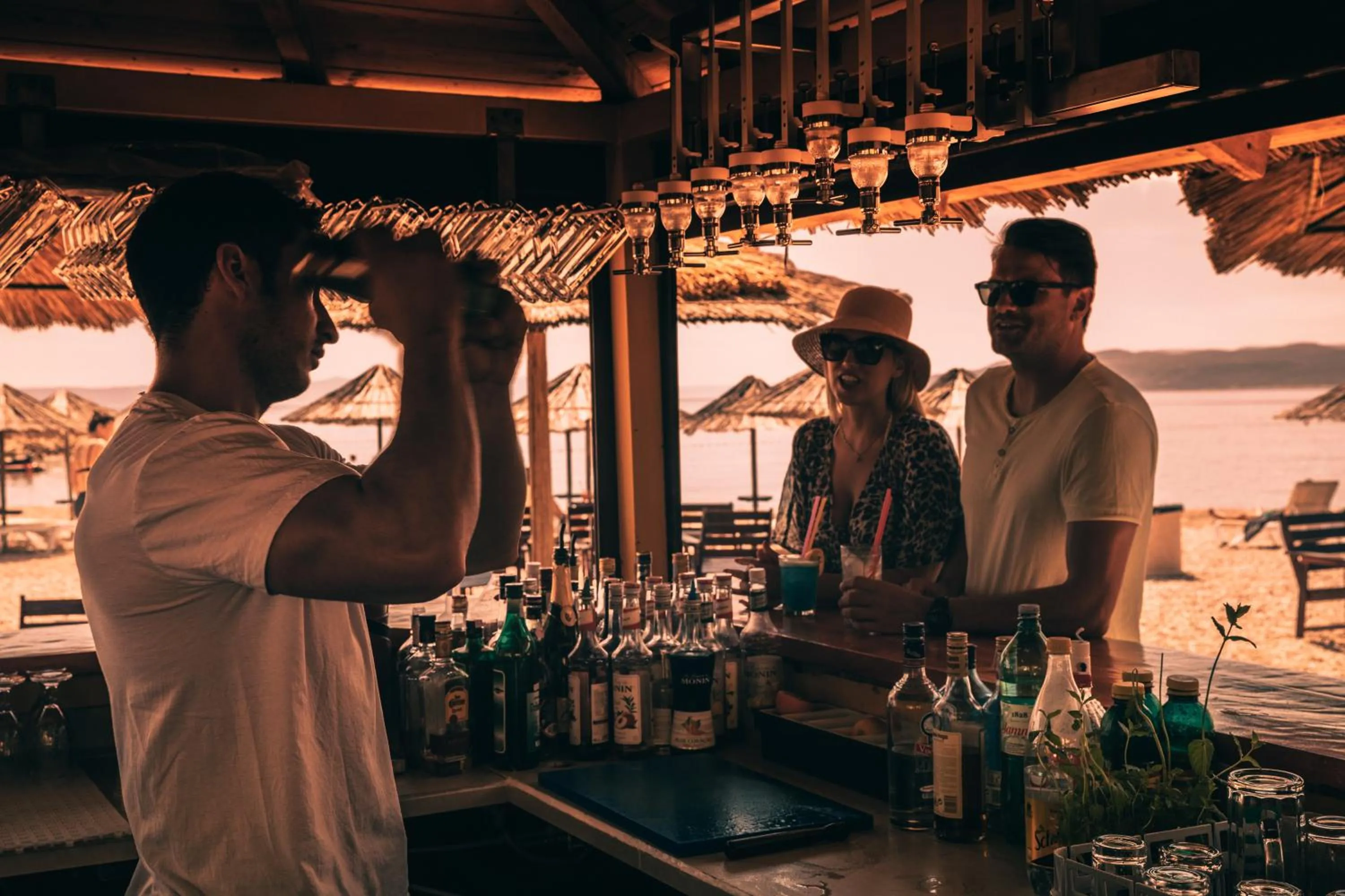 Lounge or bar in Romana Beach Resort