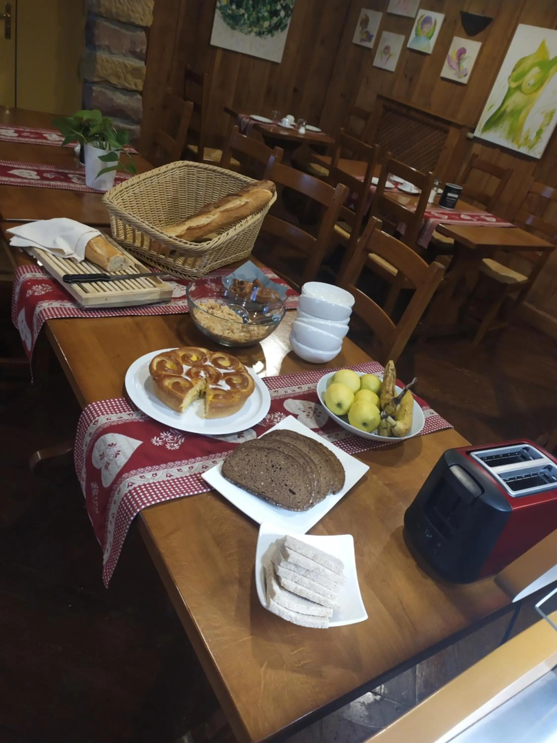 Breakfast in Hotel Relais d'ISSENHEIM Table d'hôtes
