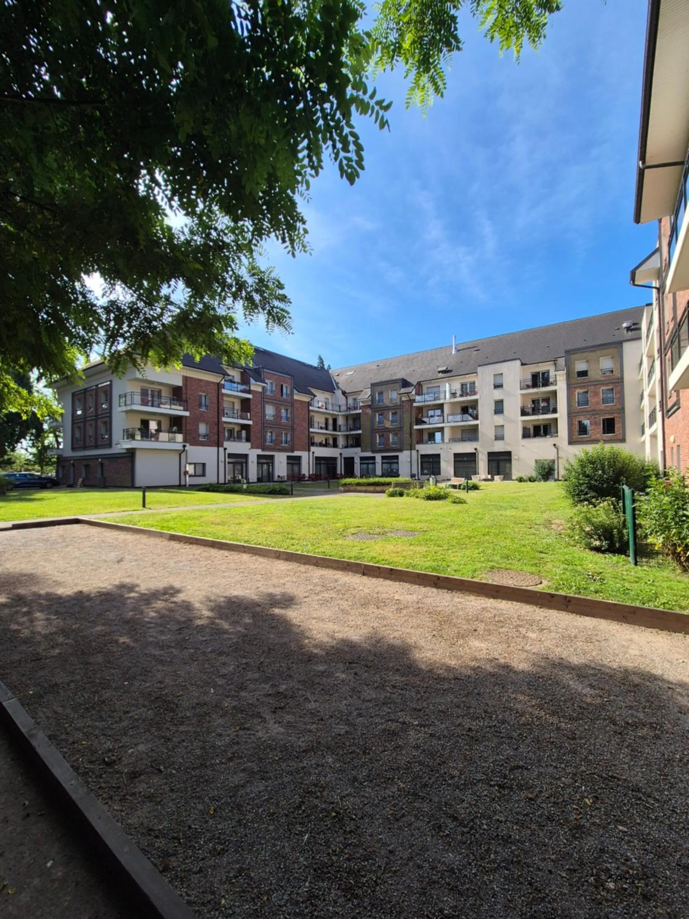 Garden in Domitys - Le Carillon d'or