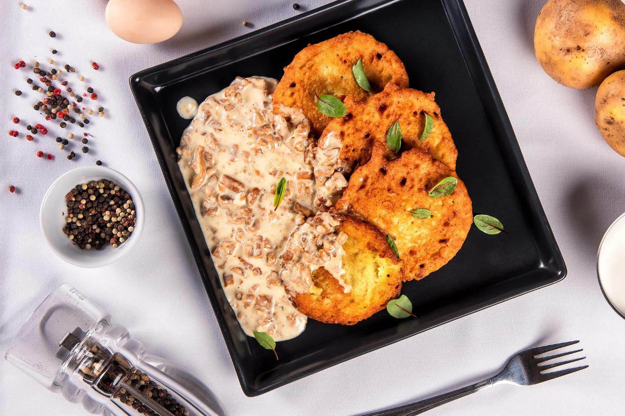 Restaurant/places to eat in Hotel Alexandra